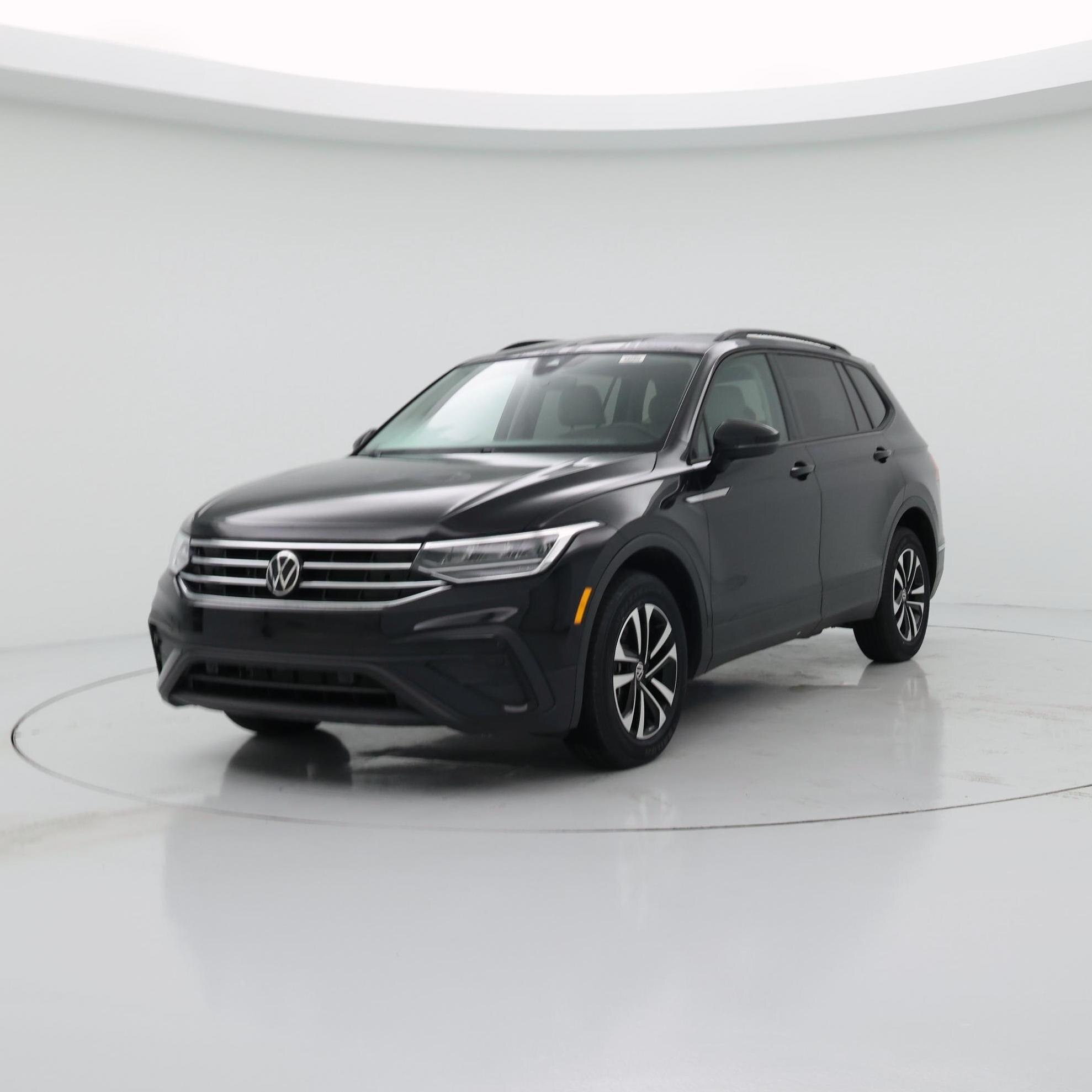 Thumbnail: 2023 Volkswagen Tiguan - 4