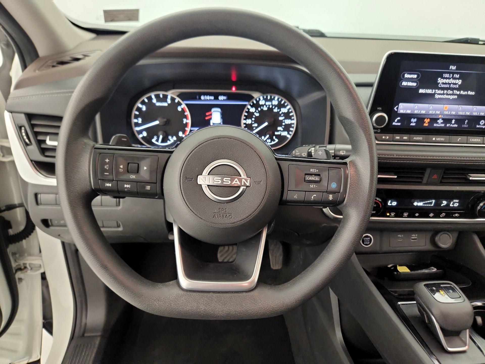 Thumbnail: 2023 Nissan Rogue - 10