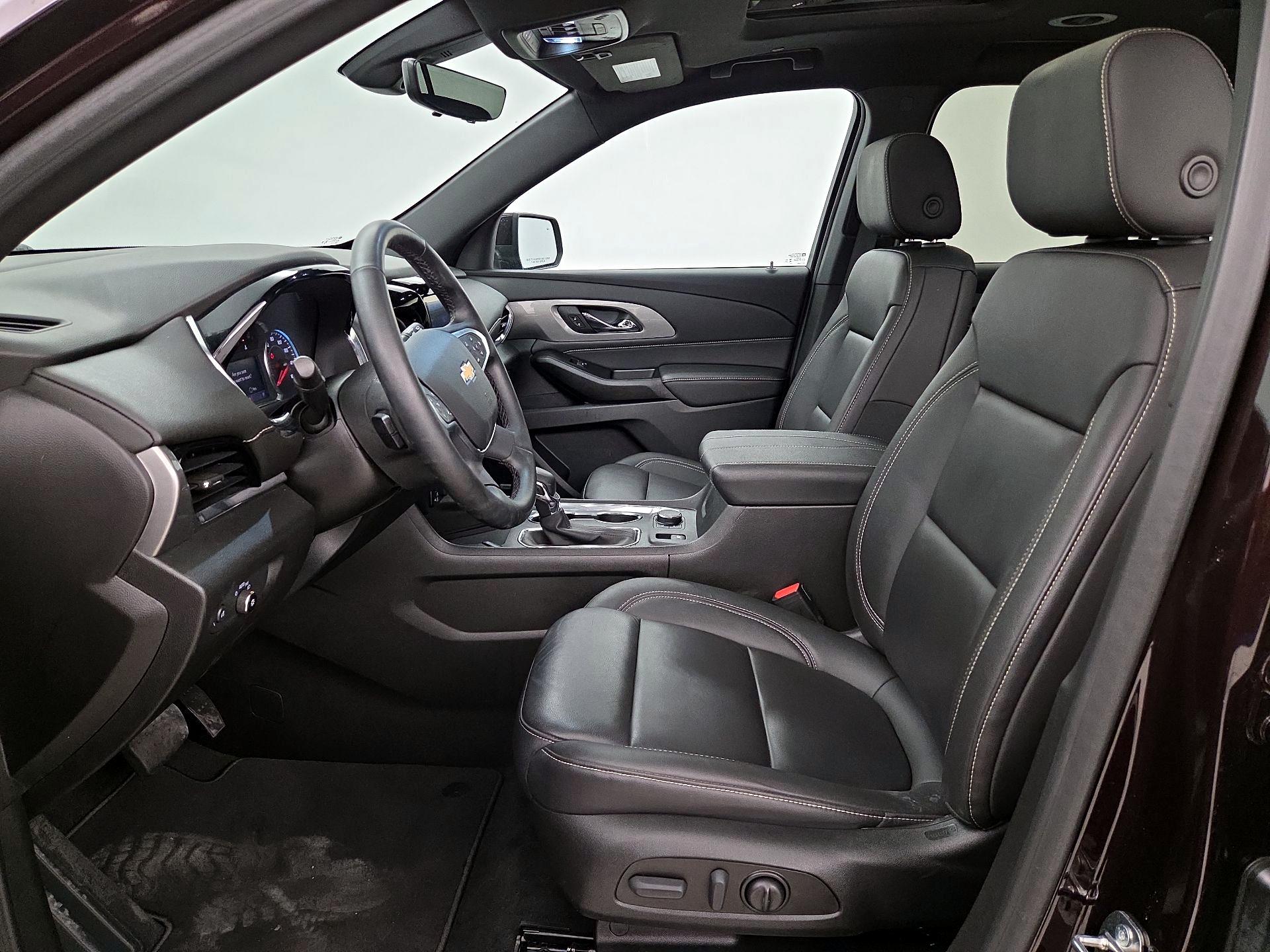 Thumbnail: 2023 Chevrolet Traverse - 11