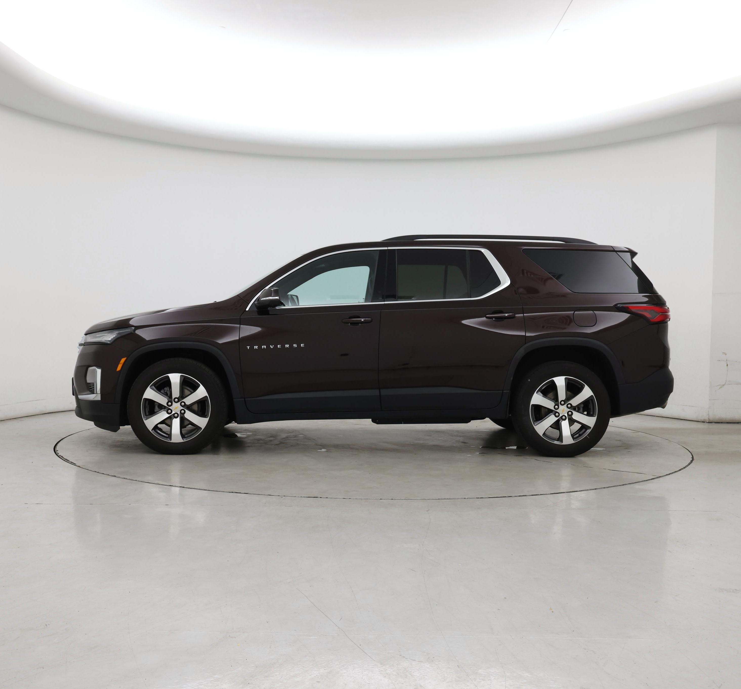Thumbnail: 2023 Chevrolet Traverse - 3
