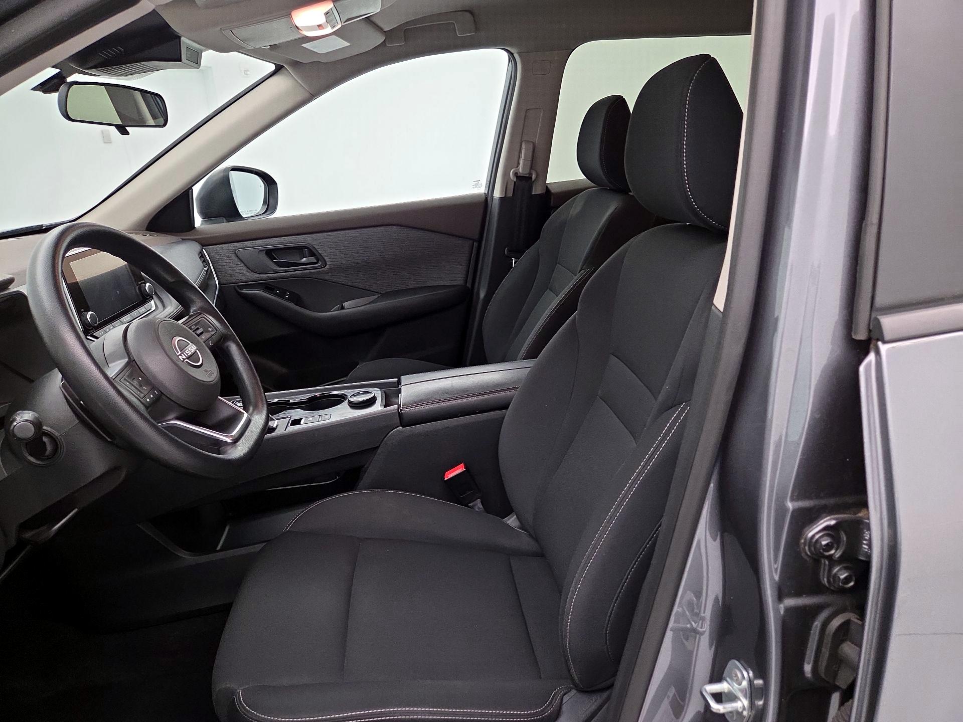 Thumbnail: 2023 Nissan Rogue - 11