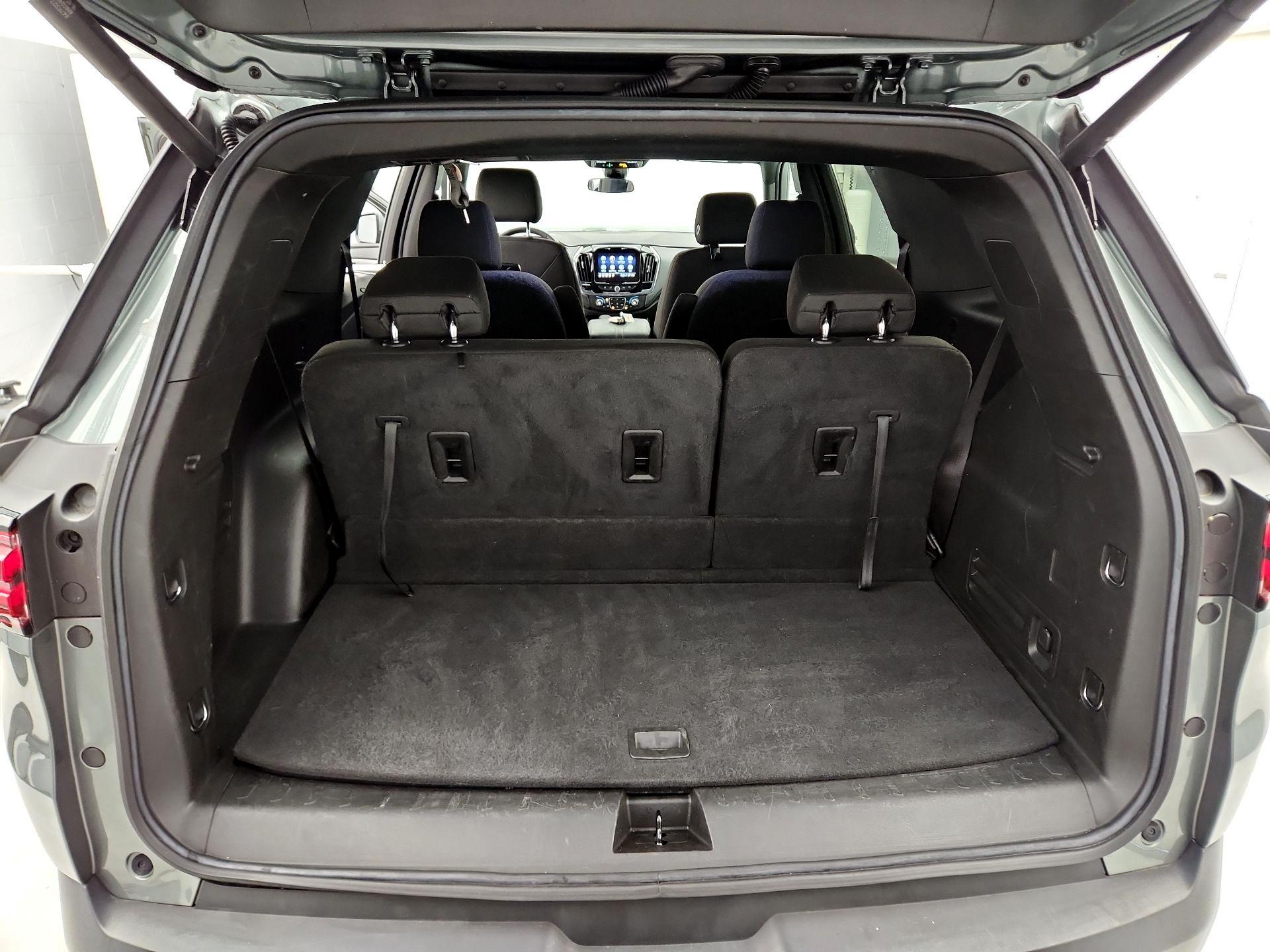 Thumbnail: 2023 Chevrolet Traverse - 20