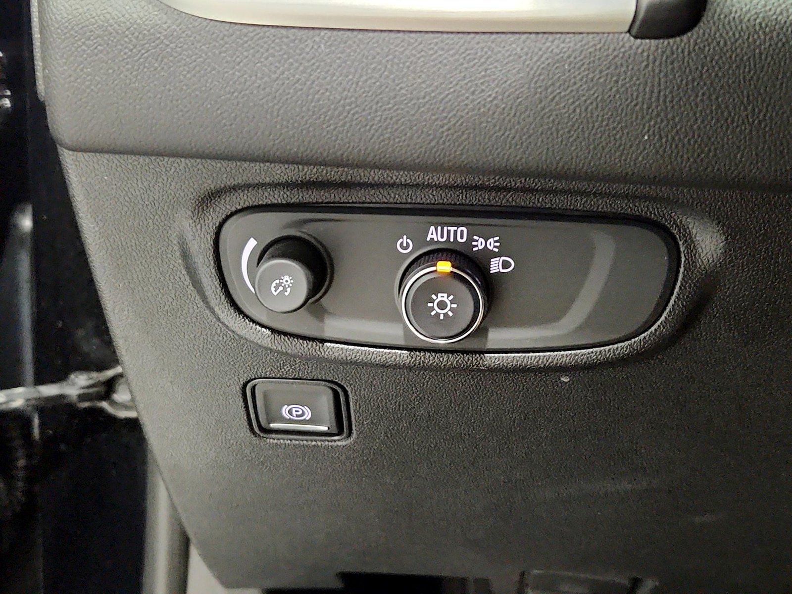 2022 GMC Terrain SLE - Photo 14