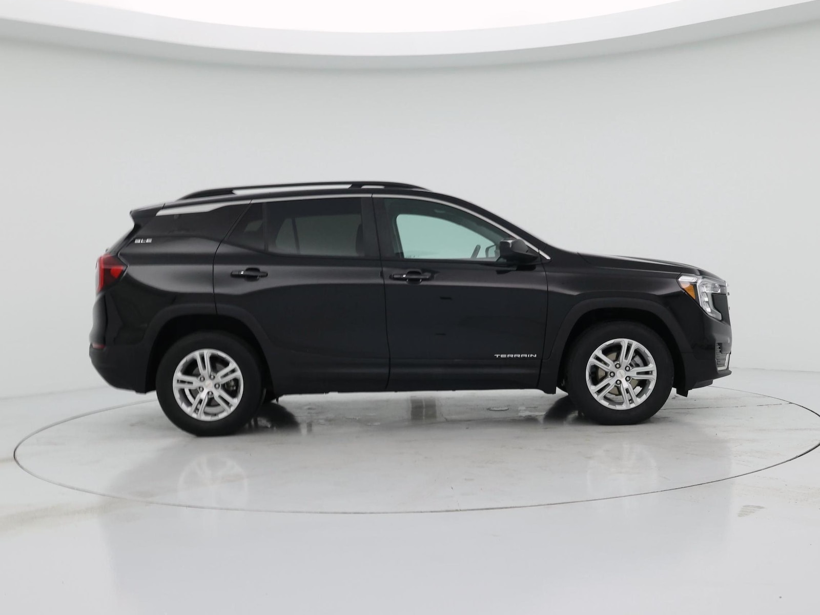 2022 GMC Terrain SLE - Photo 8