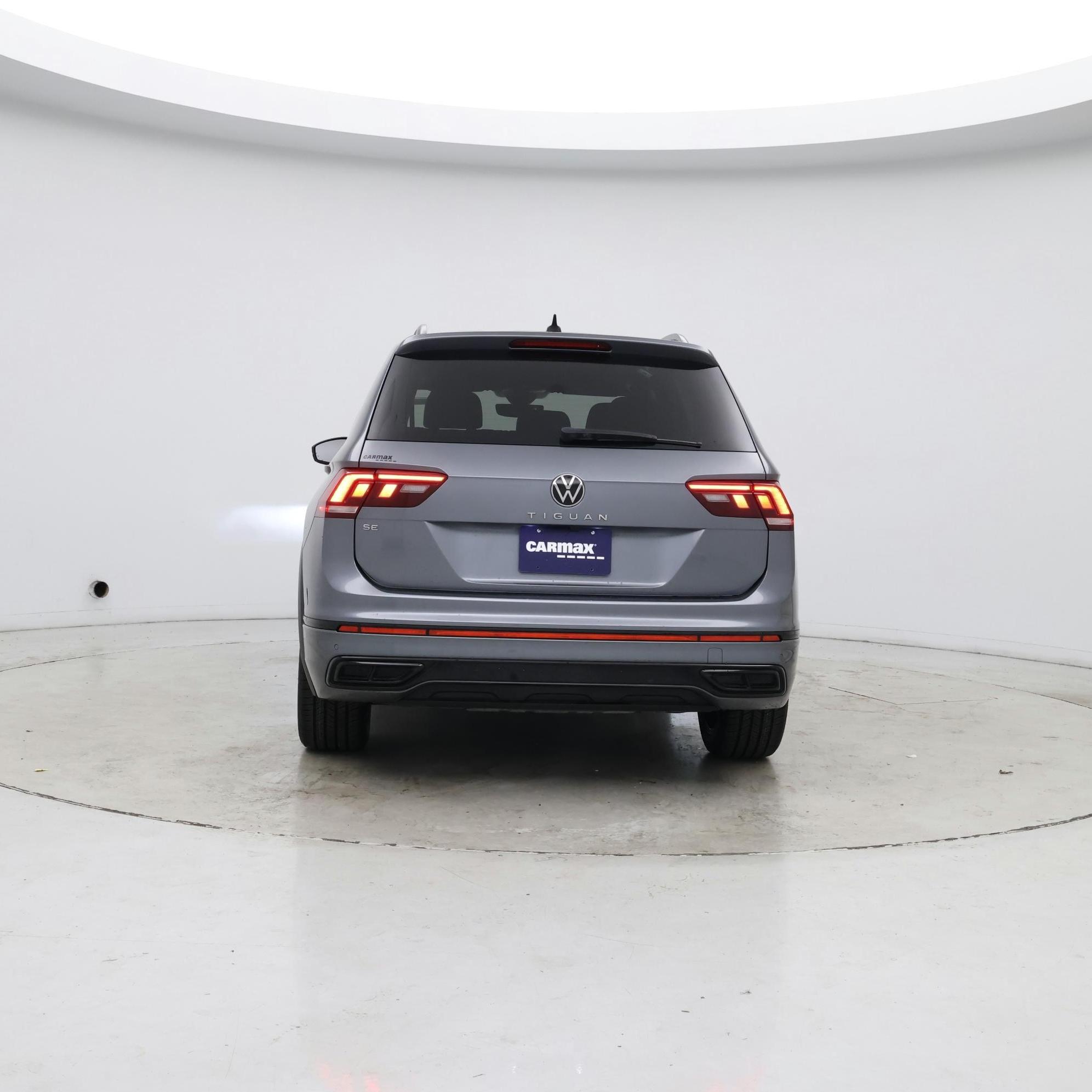 Thumbnail: 2023 Volkswagen Tiguan - 6
