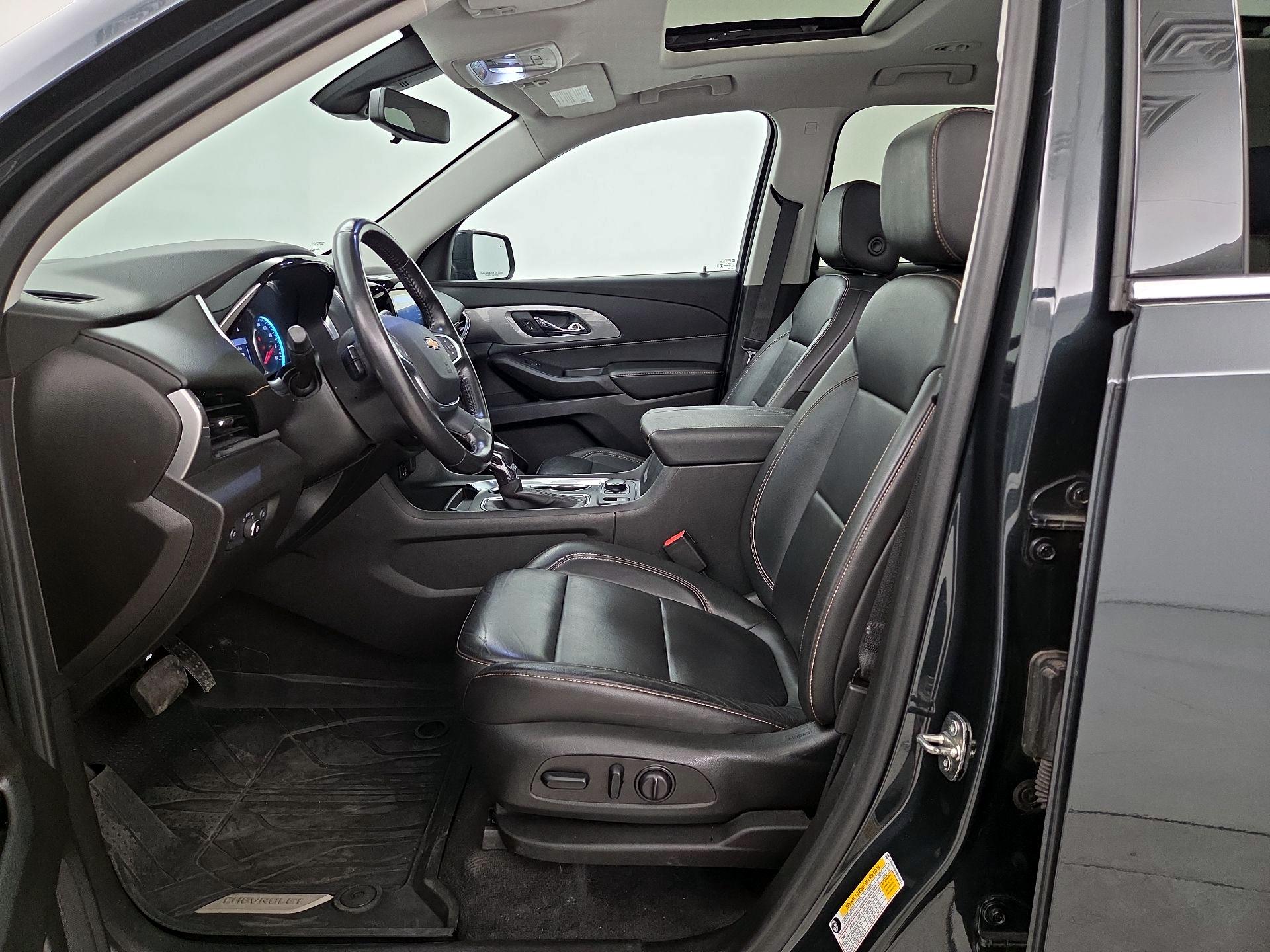 Thumbnail: 2021 Chevrolet Traverse - 11