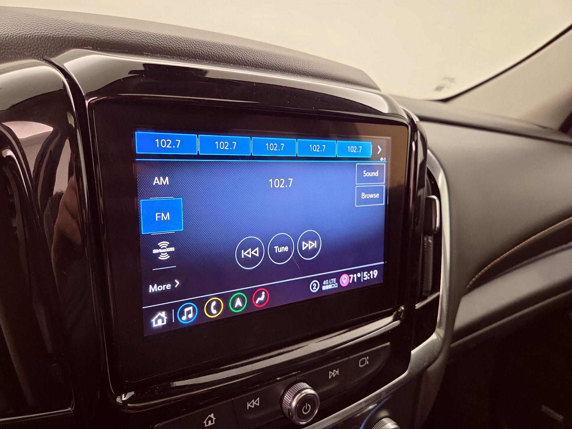 Thumbnail: 2021 Chevrolet Traverse - 16