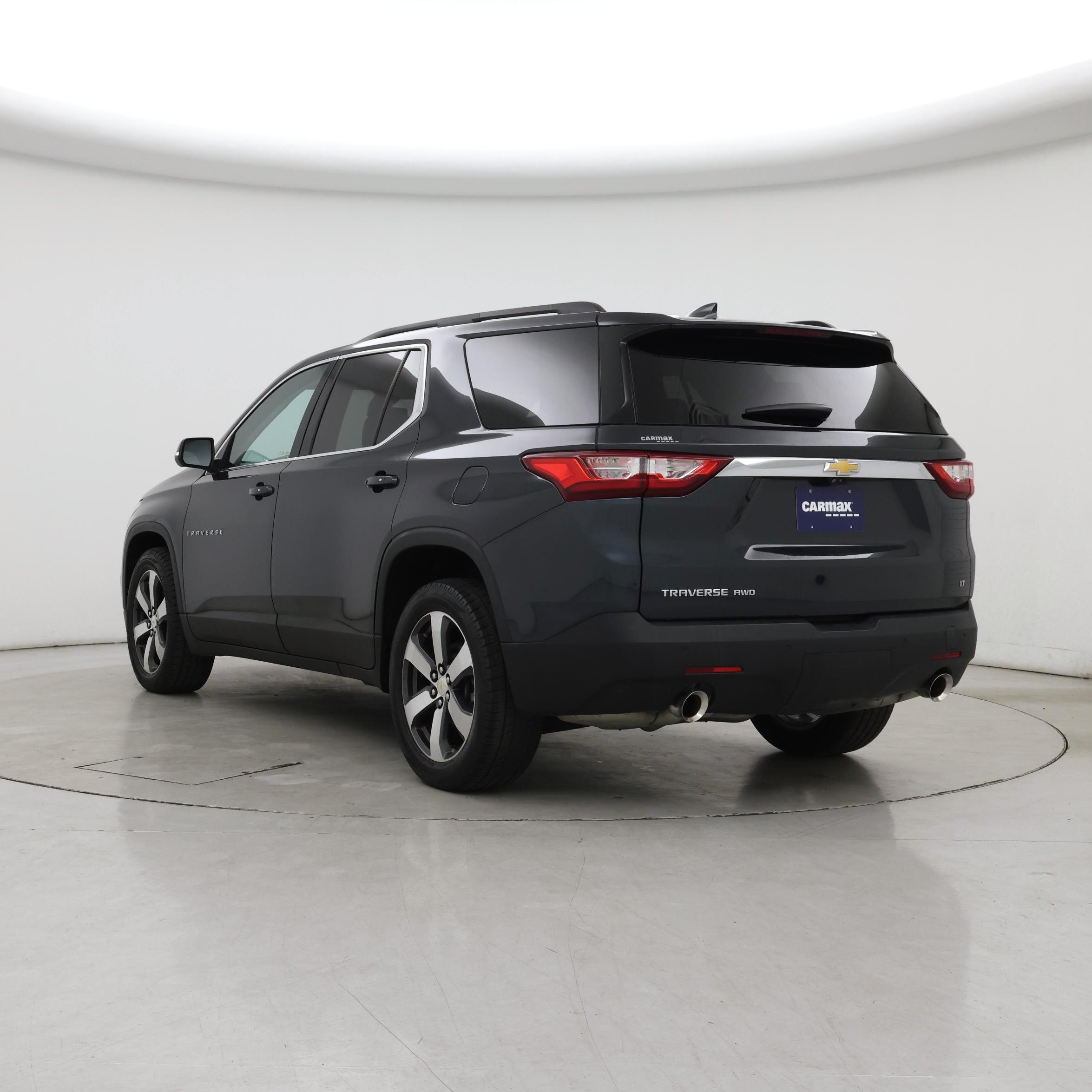 Thumbnail: 2021 Chevrolet Traverse - 2