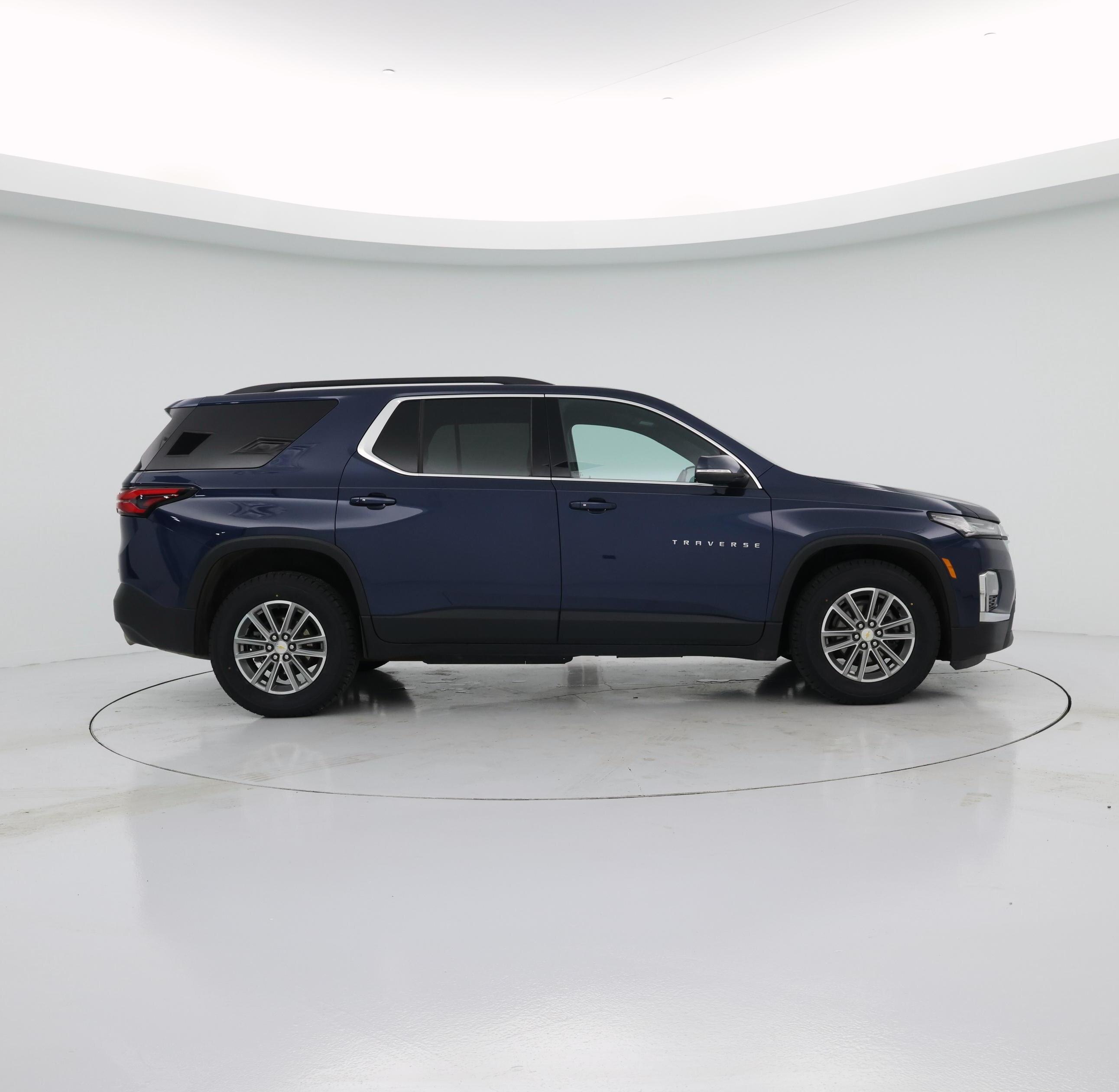 Thumbnail: 2023 Chevrolet Traverse - 7