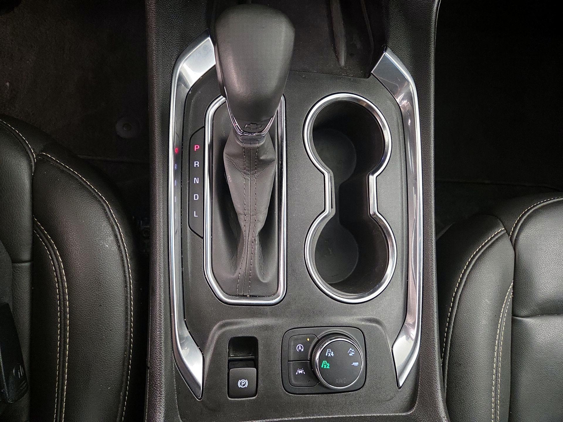 Thumbnail: 2023 Chevrolet Traverse - 17