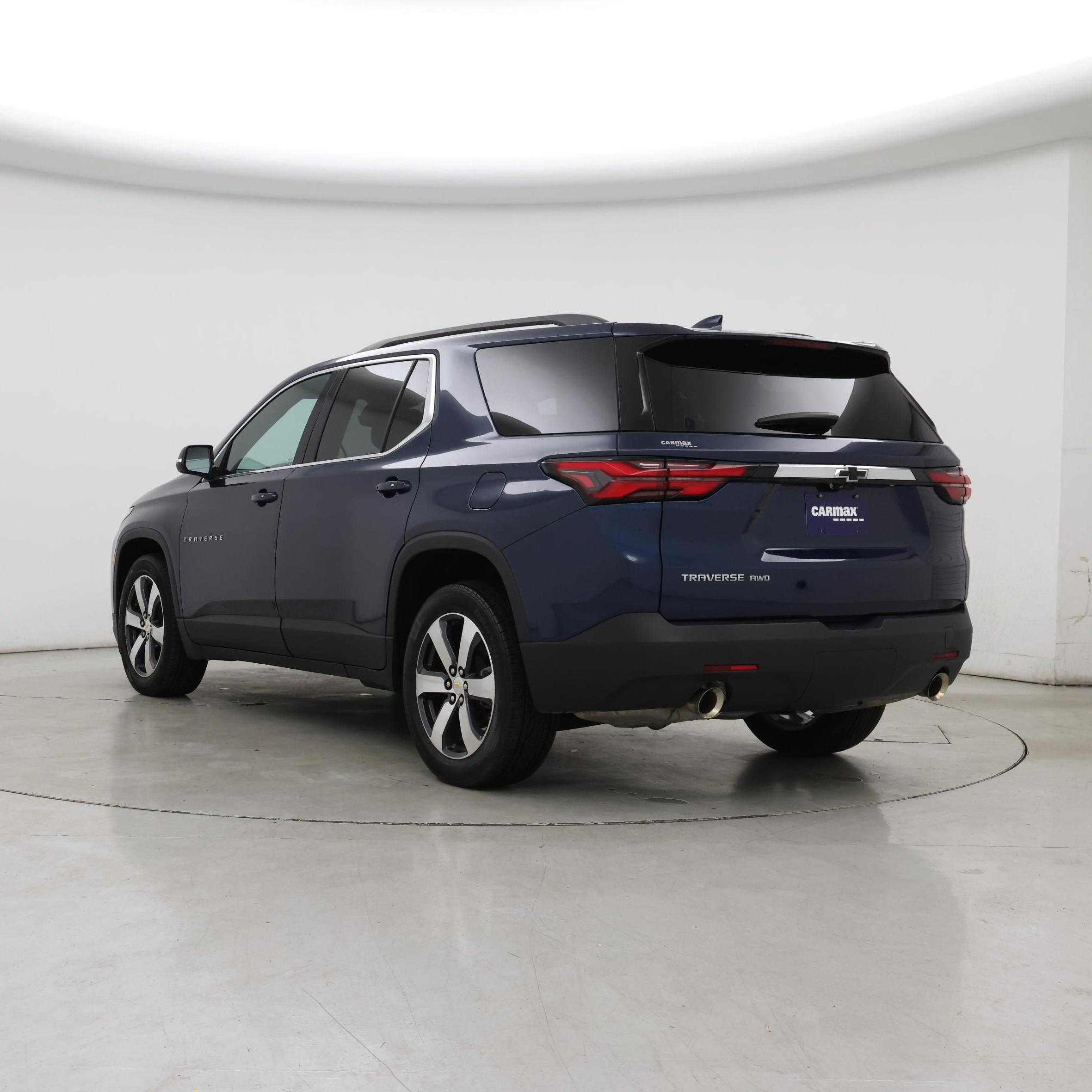 Thumbnail: 2023 Chevrolet Traverse - 2