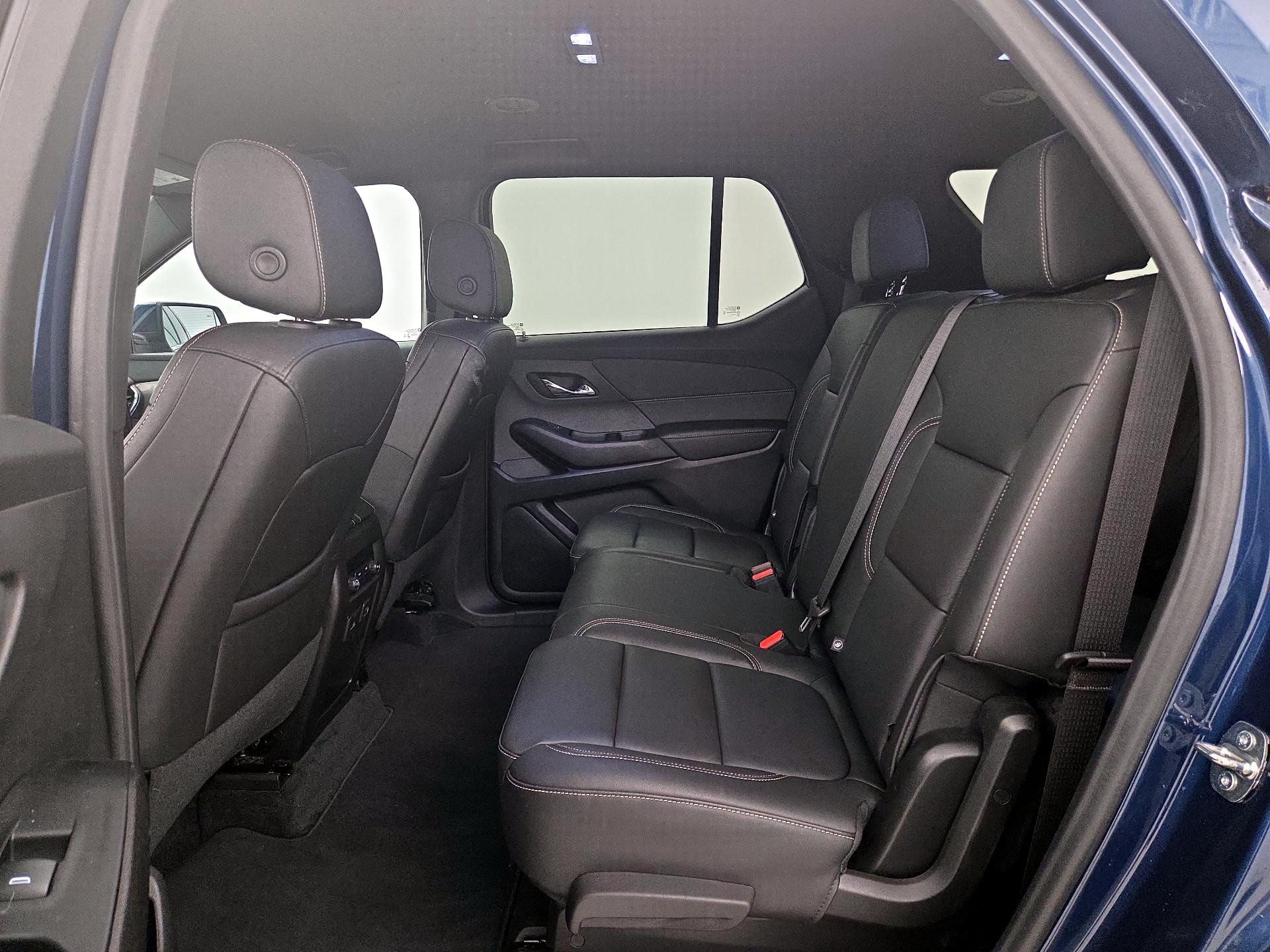 Thumbnail: 2023 Chevrolet Traverse - 19