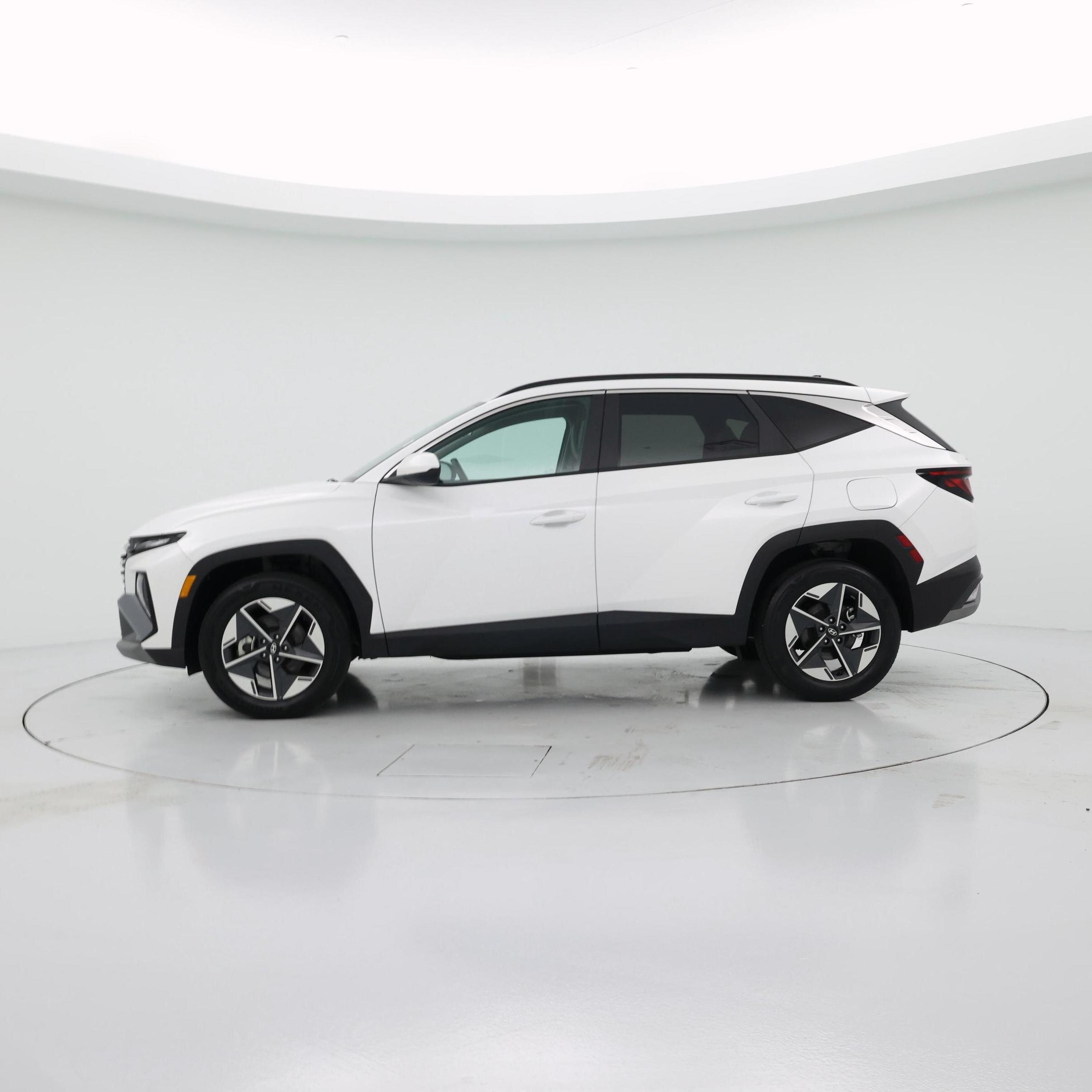 Thumbnail: 2025 Hyundai Tucson - 3