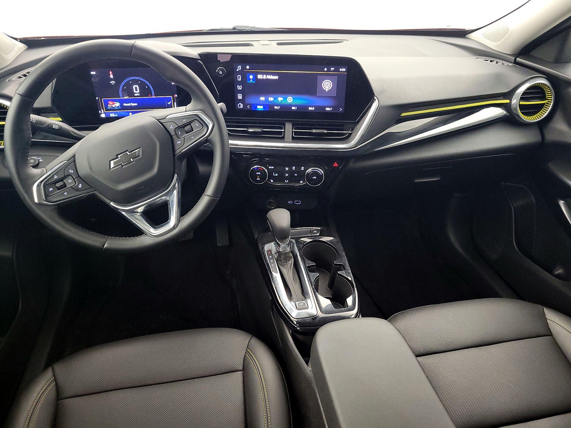 Thumbnail: 2024 Chevrolet Trax - 9