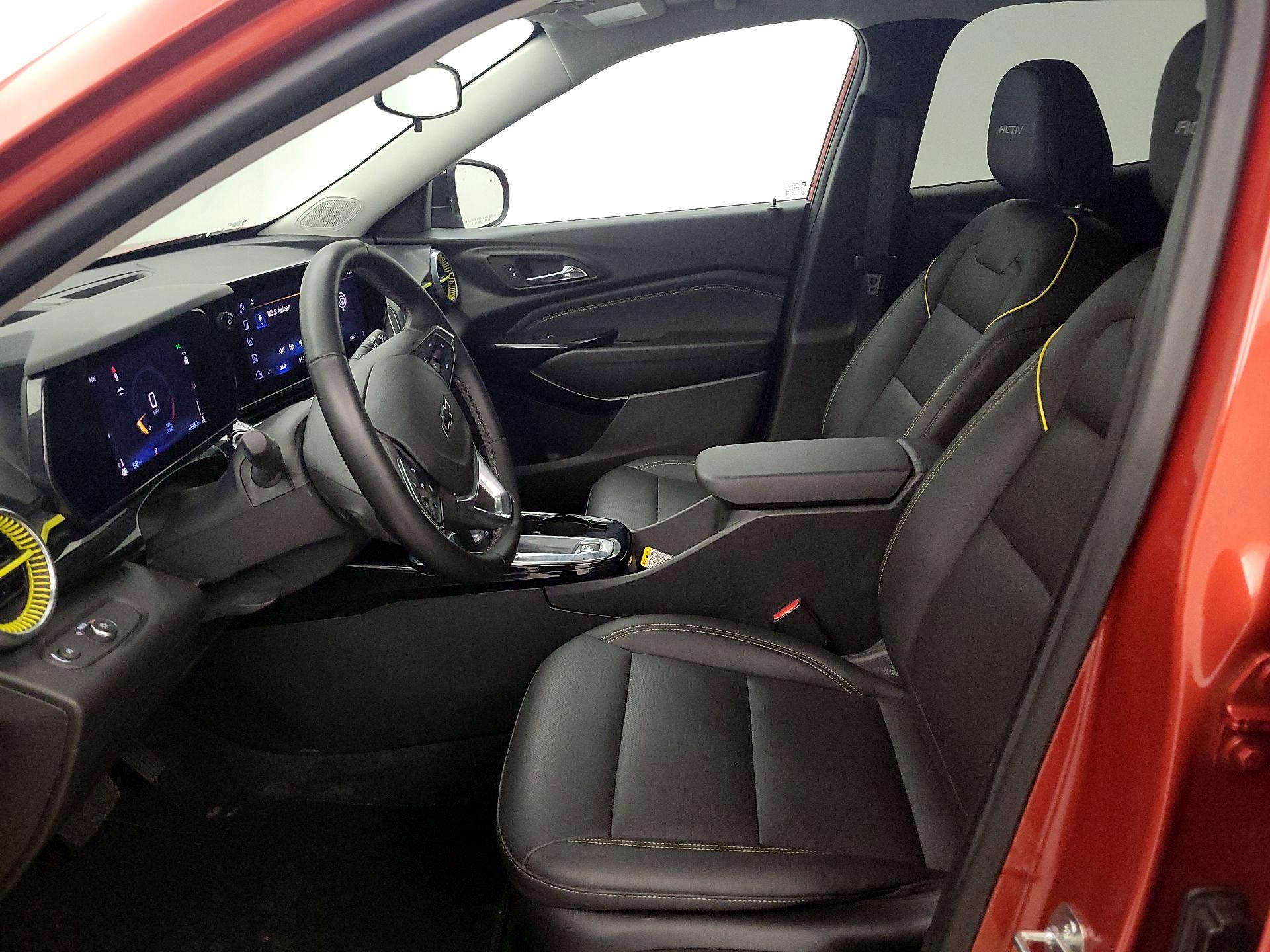 Thumbnail: 2024 Chevrolet Trax - 11