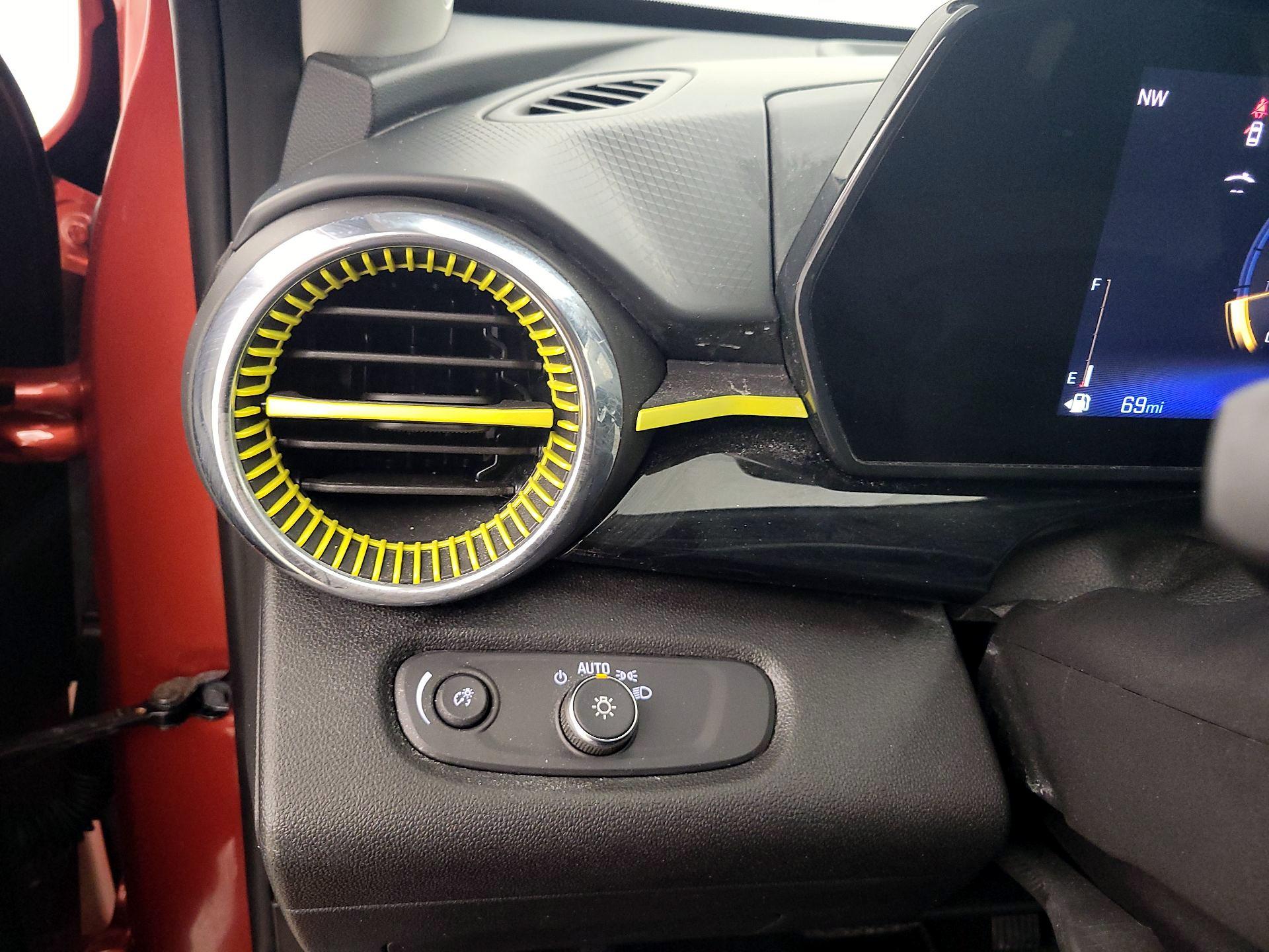 Thumbnail: 2024 Chevrolet Trax - 13