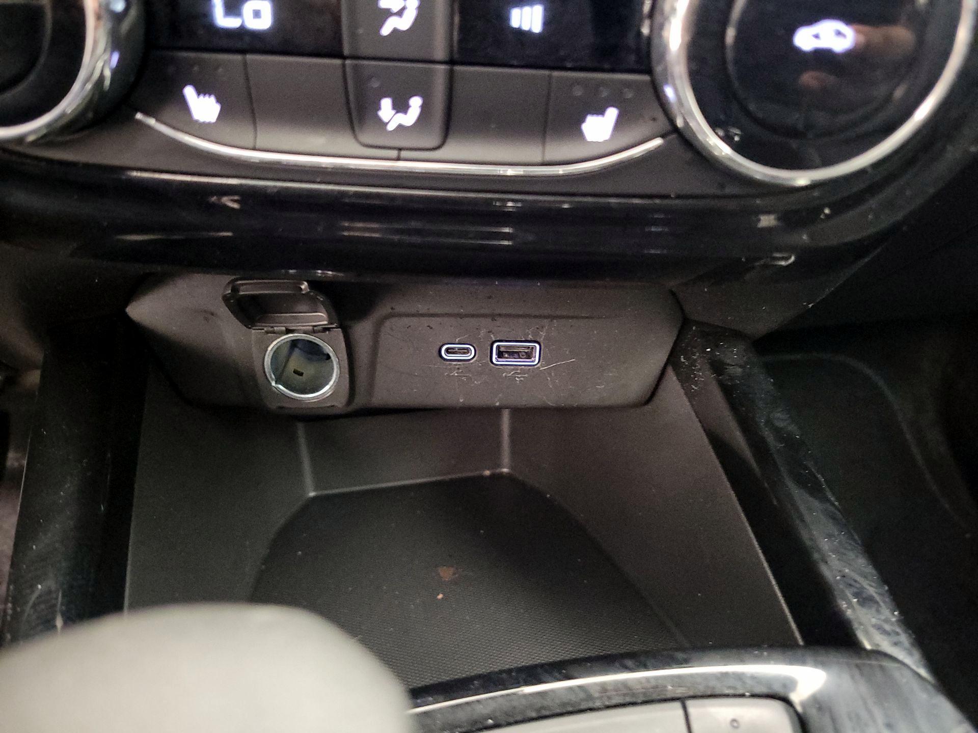 Thumbnail: 2024 Chevrolet Trax - 18