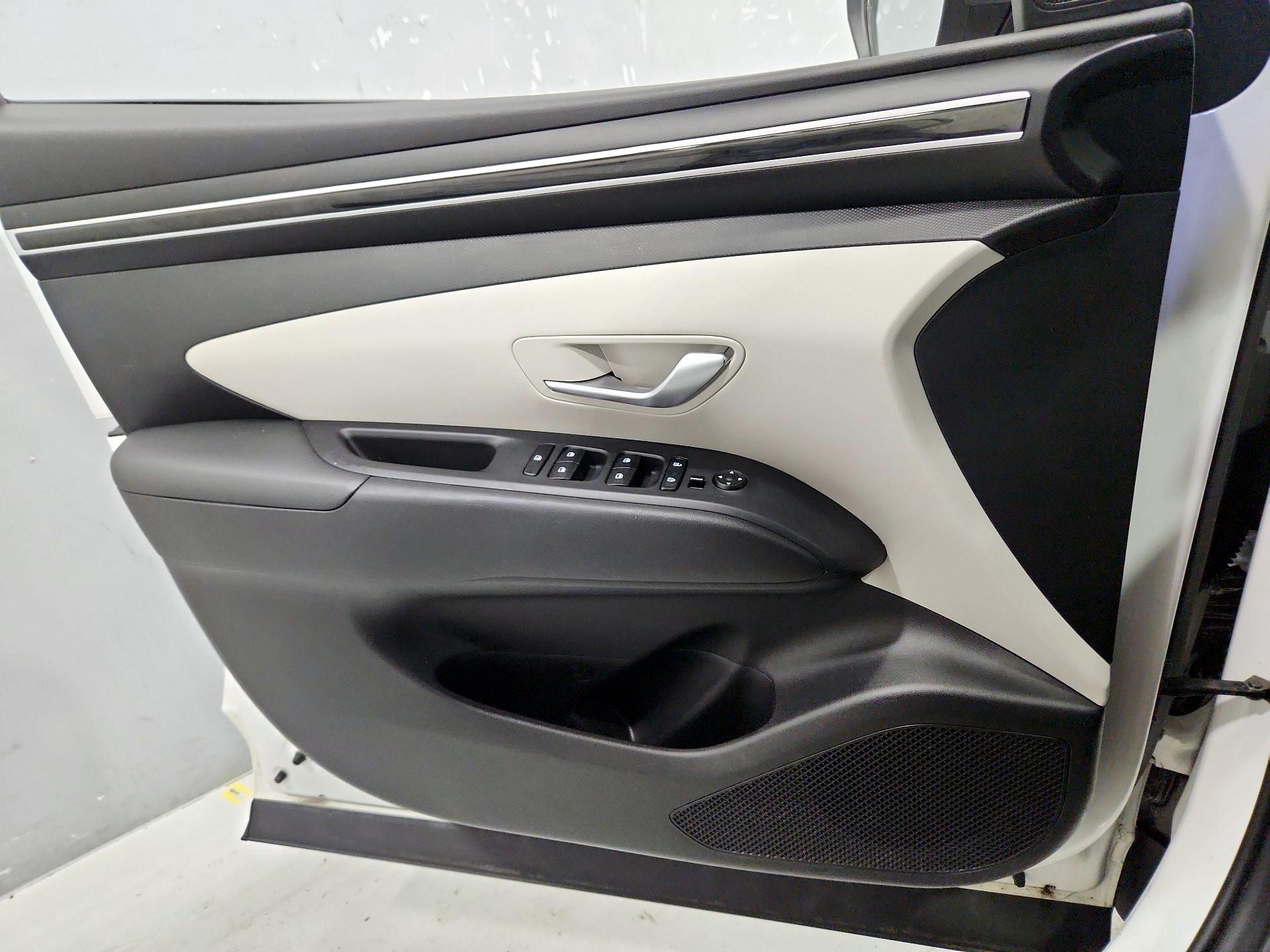 Thumbnail: 2023 Hyundai Tucson - 12