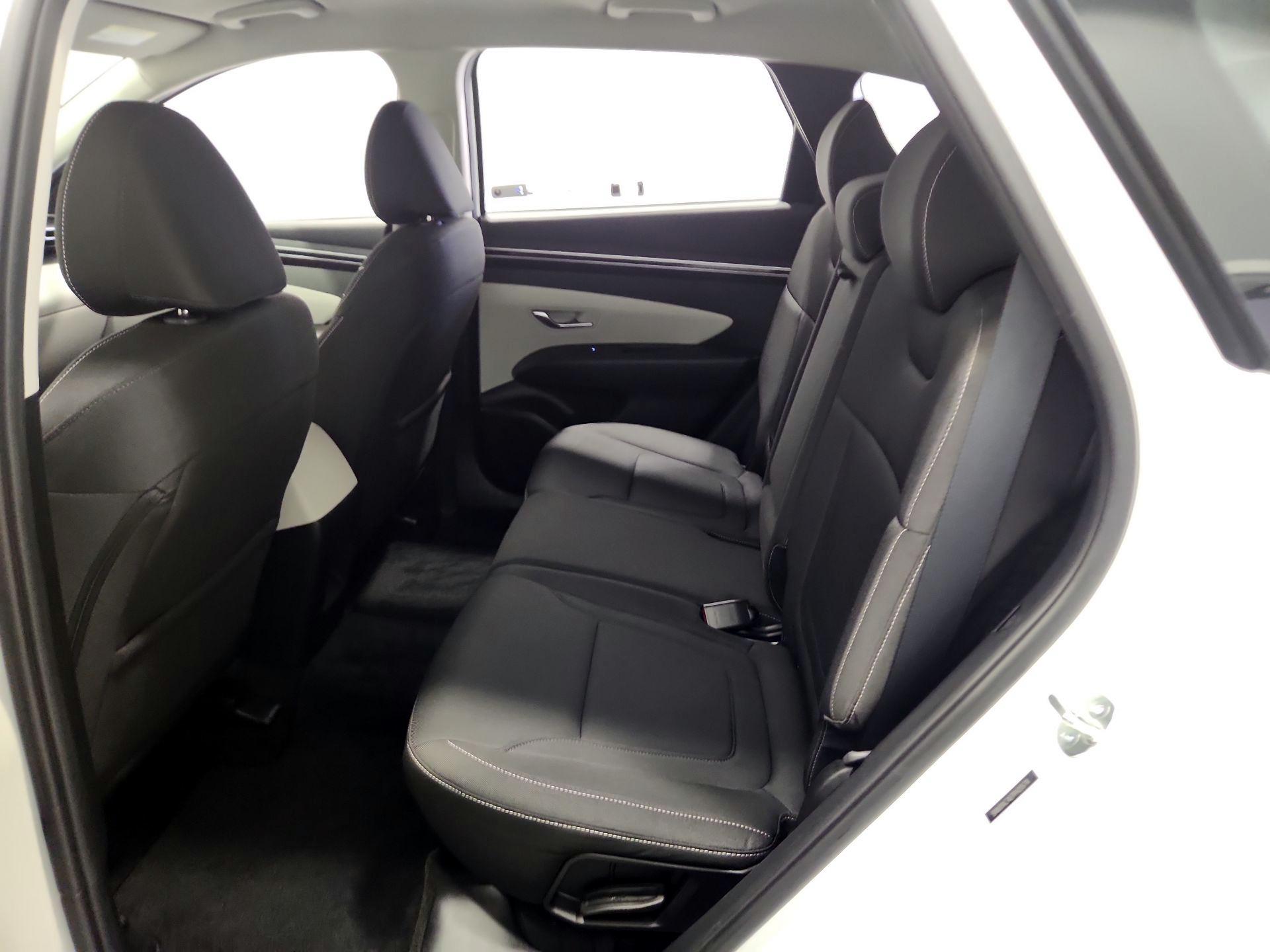 Thumbnail: 2023 Hyundai Tucson - 19