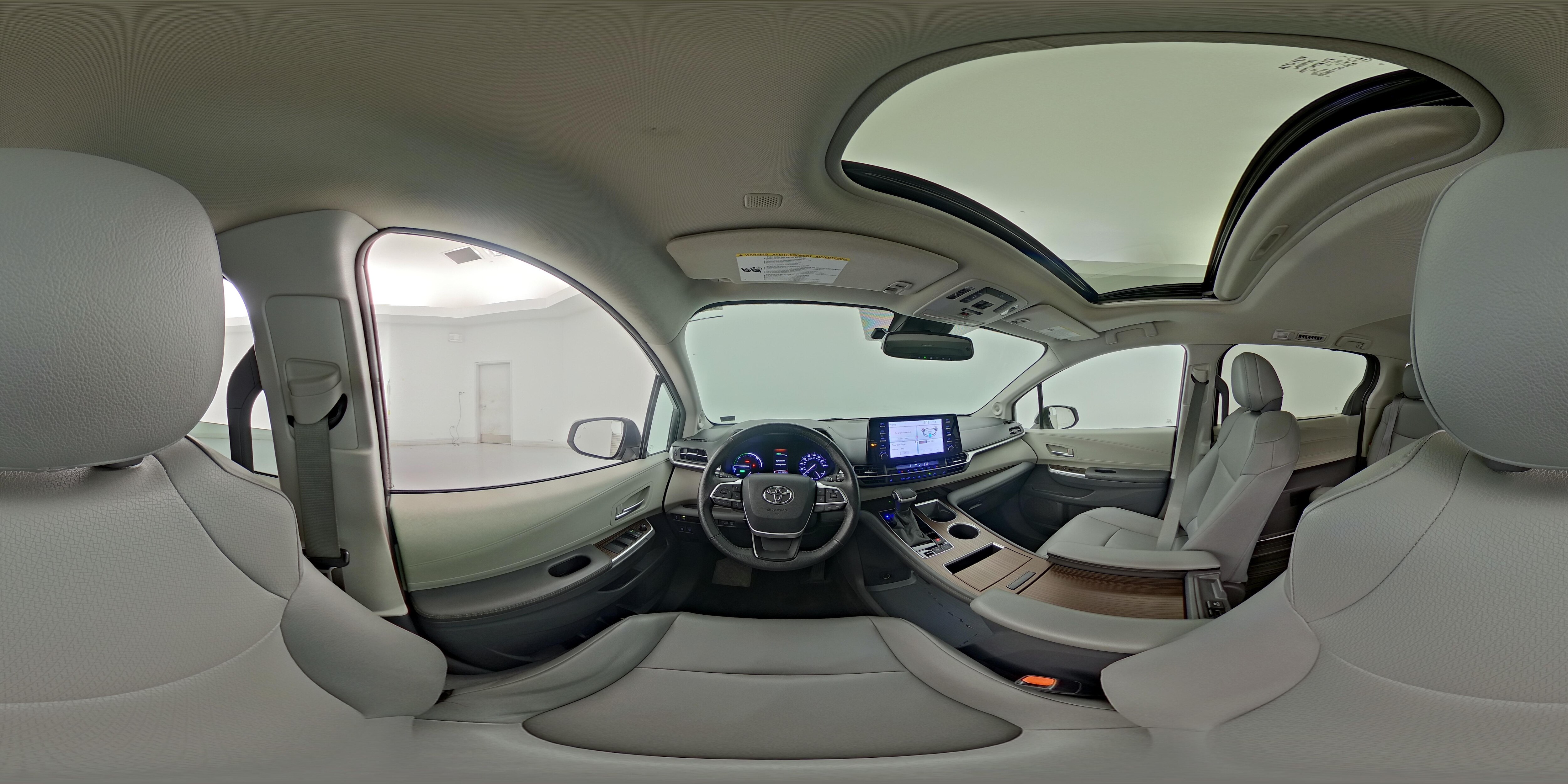 2021 Toyota Sienna XLE - Photo 30