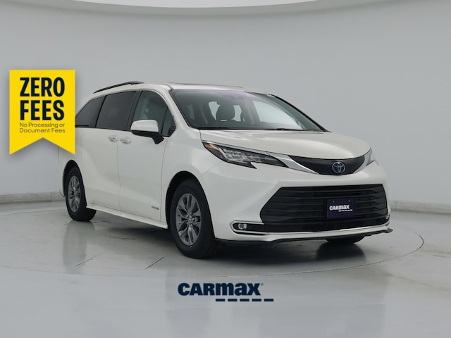 White 2021 Toyota Sienna Minivan All-Wheel Drive Automatic