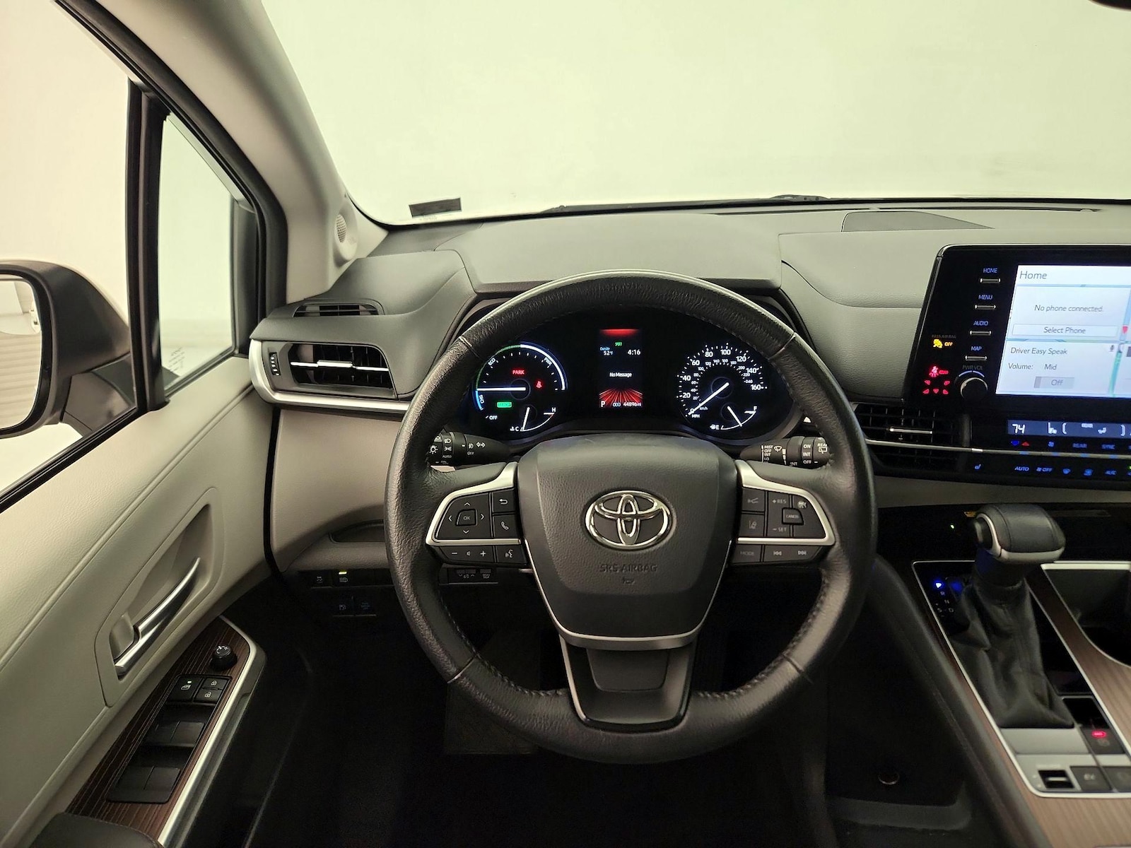 2021 Toyota Sienna XLE - Photo 11
