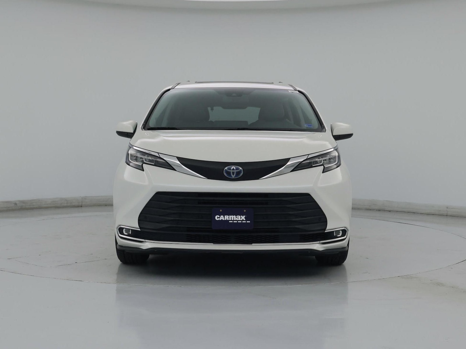 2021 Toyota Sienna XLE - Photo 6