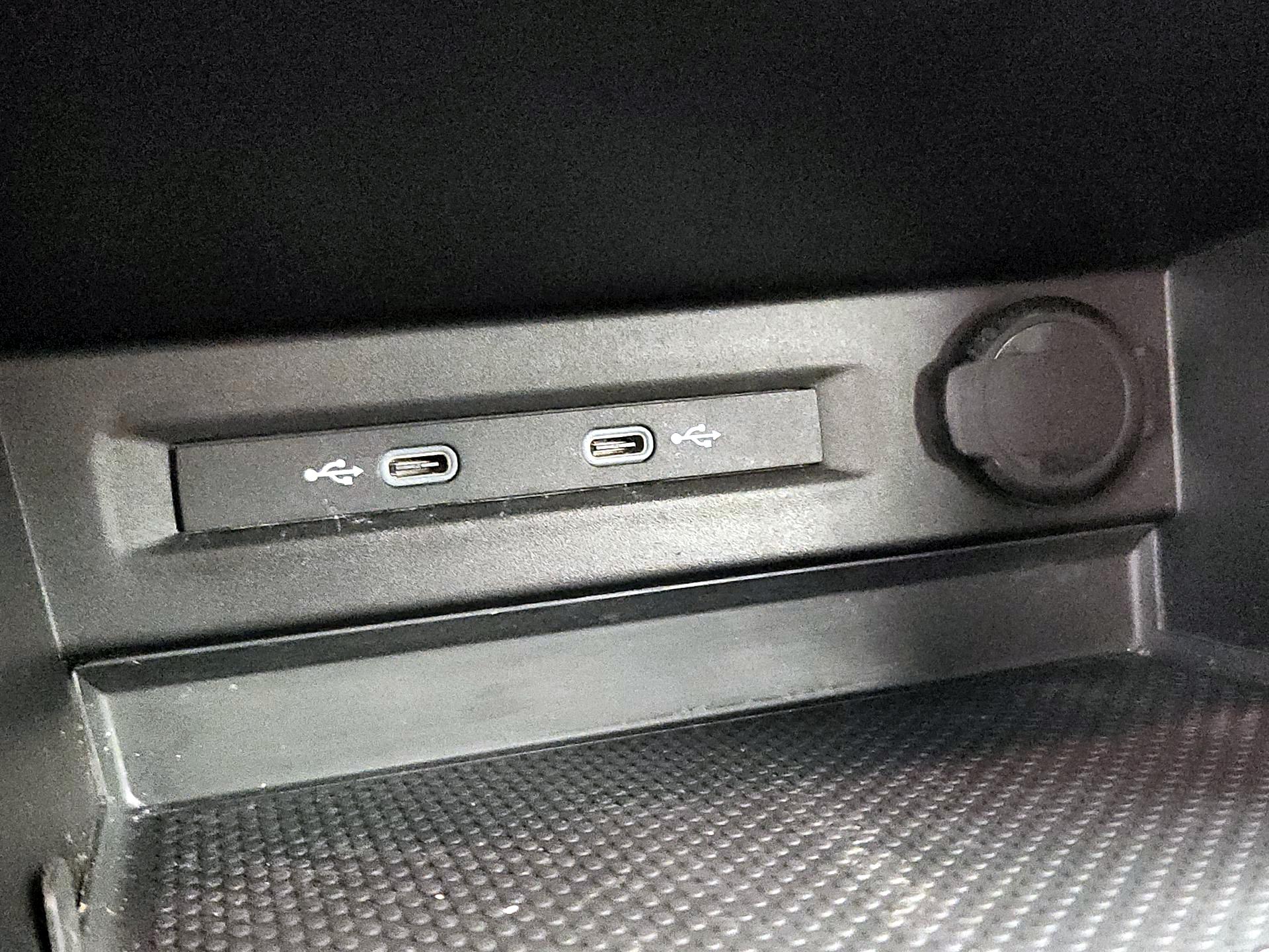 Thumbnail: 2023 Volkswagen Taos - 18