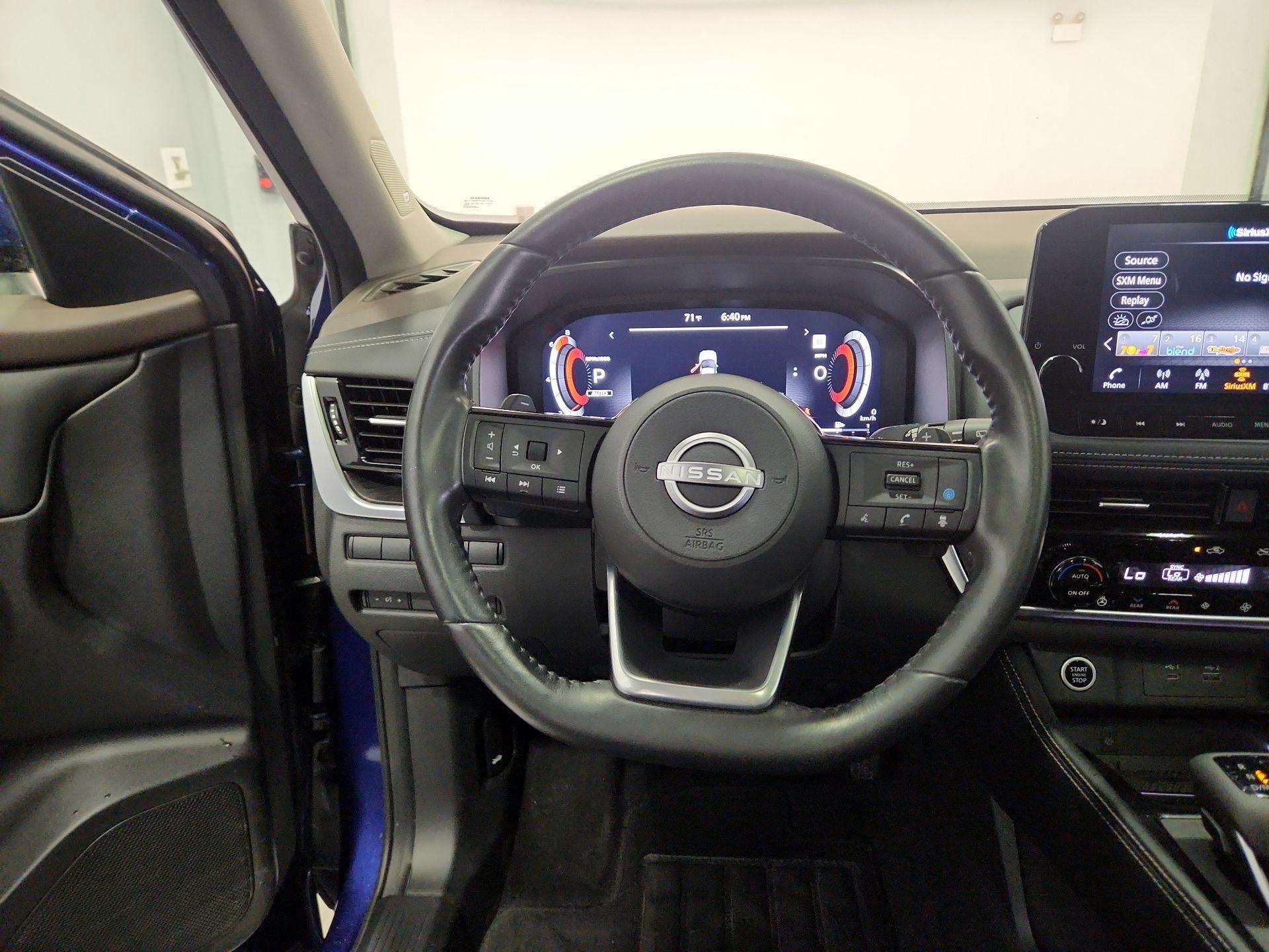 Thumbnail: 2023 Nissan Rogue - 10