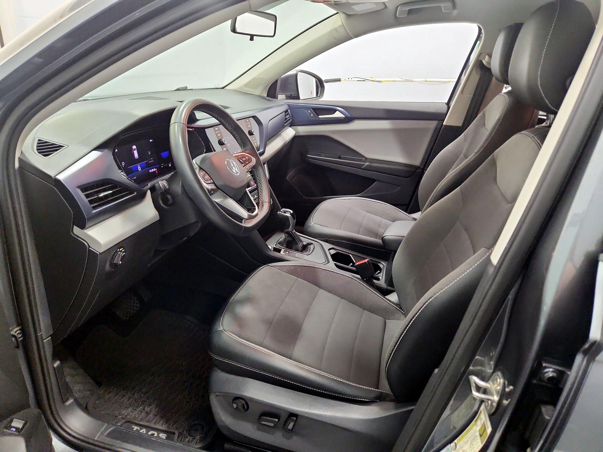 Thumbnail: 2022 Volkswagen Taos - 11