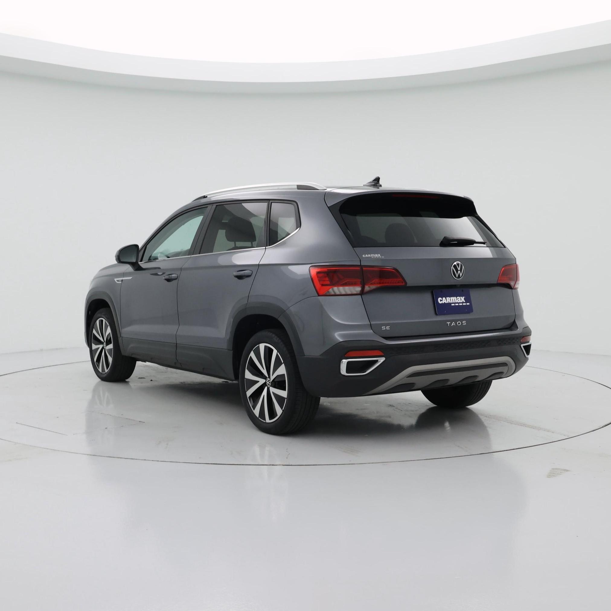 Thumbnail: 2022 Volkswagen Taos - 2