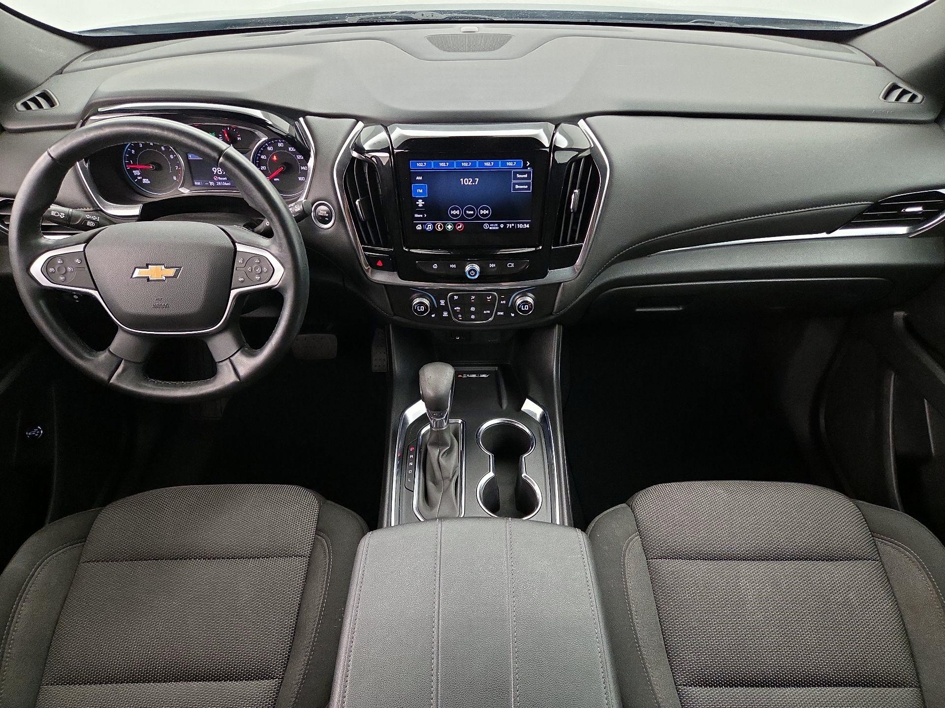 Thumbnail: 2023 Chevrolet Traverse - 9