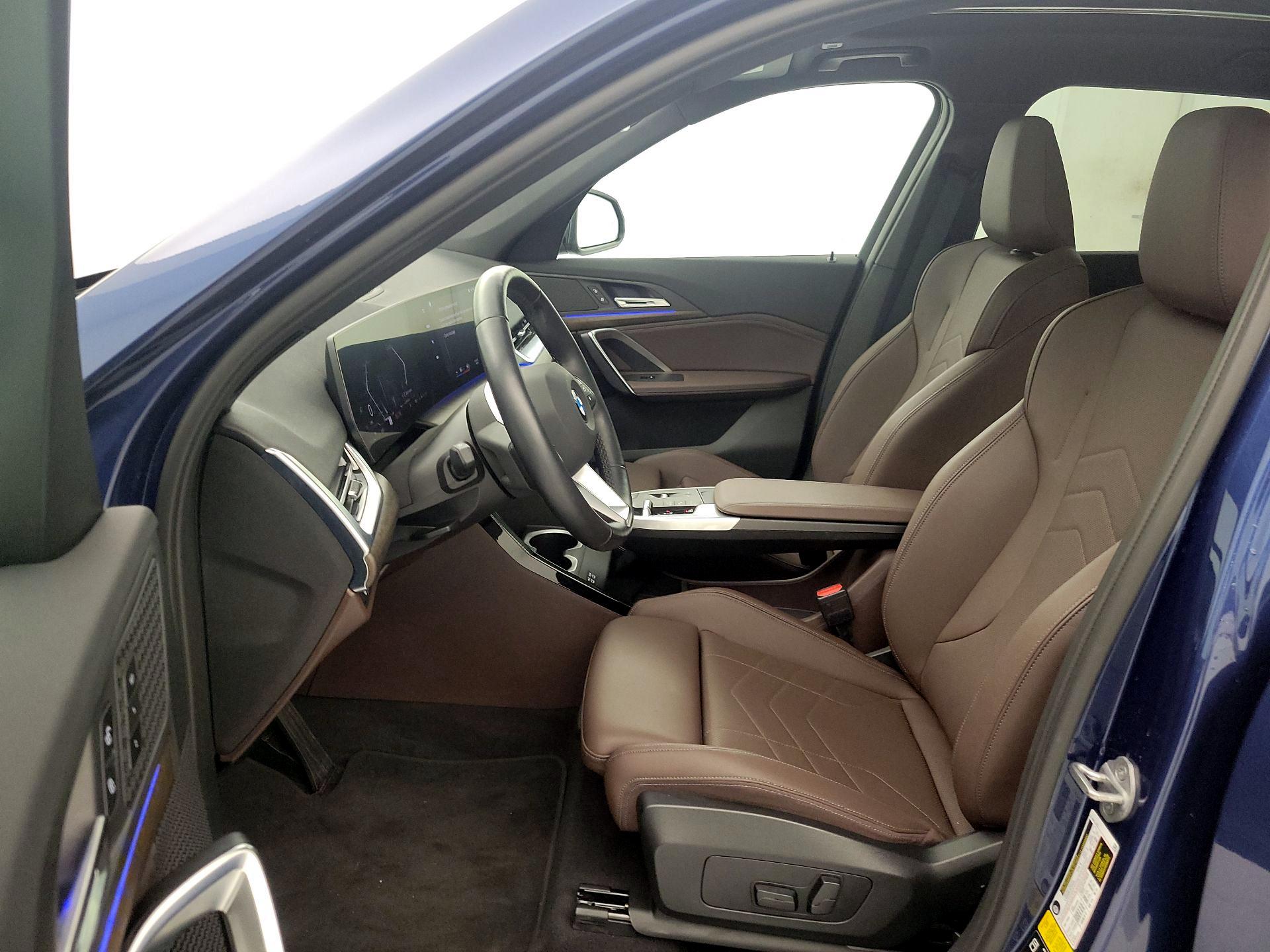 Thumbnail: 2023 BMW X1 - 11