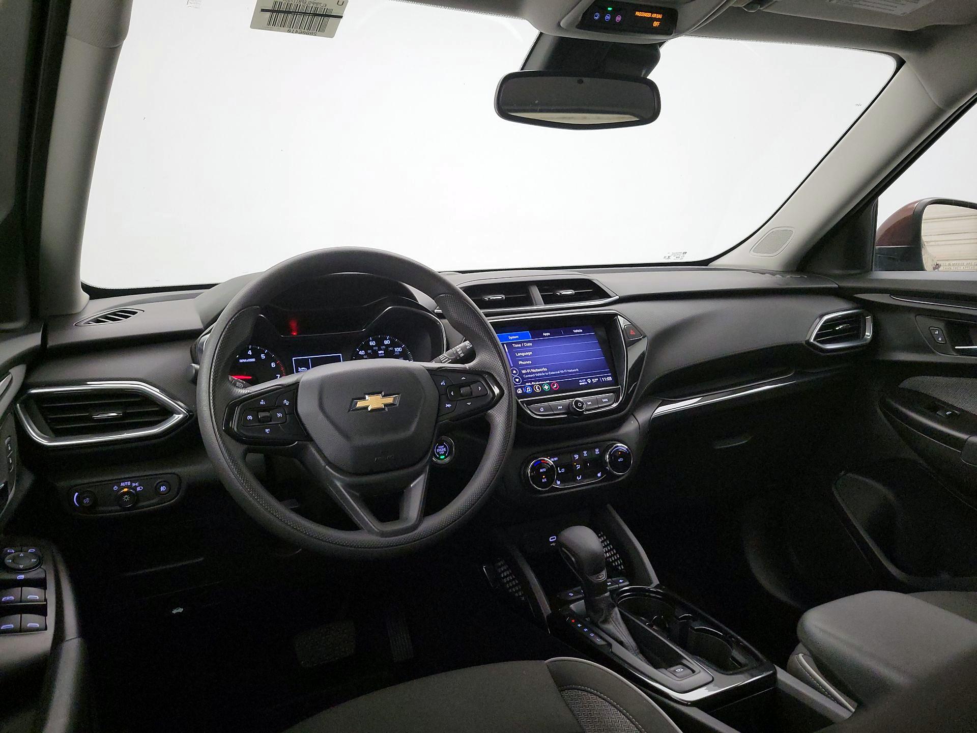 Thumbnail: 2023 Chevrolet TrailBlazer - 9
