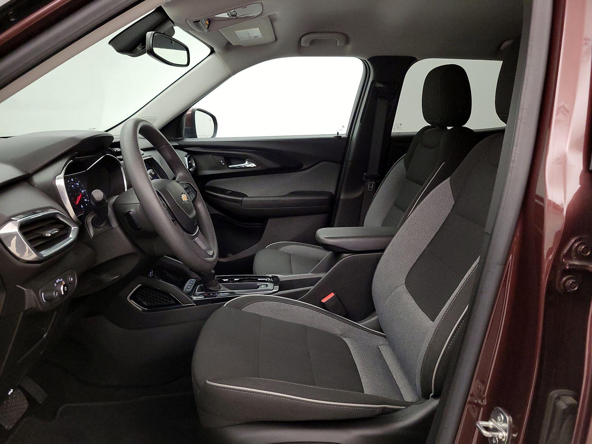 Thumbnail: 2023 Chevrolet TrailBlazer - 11