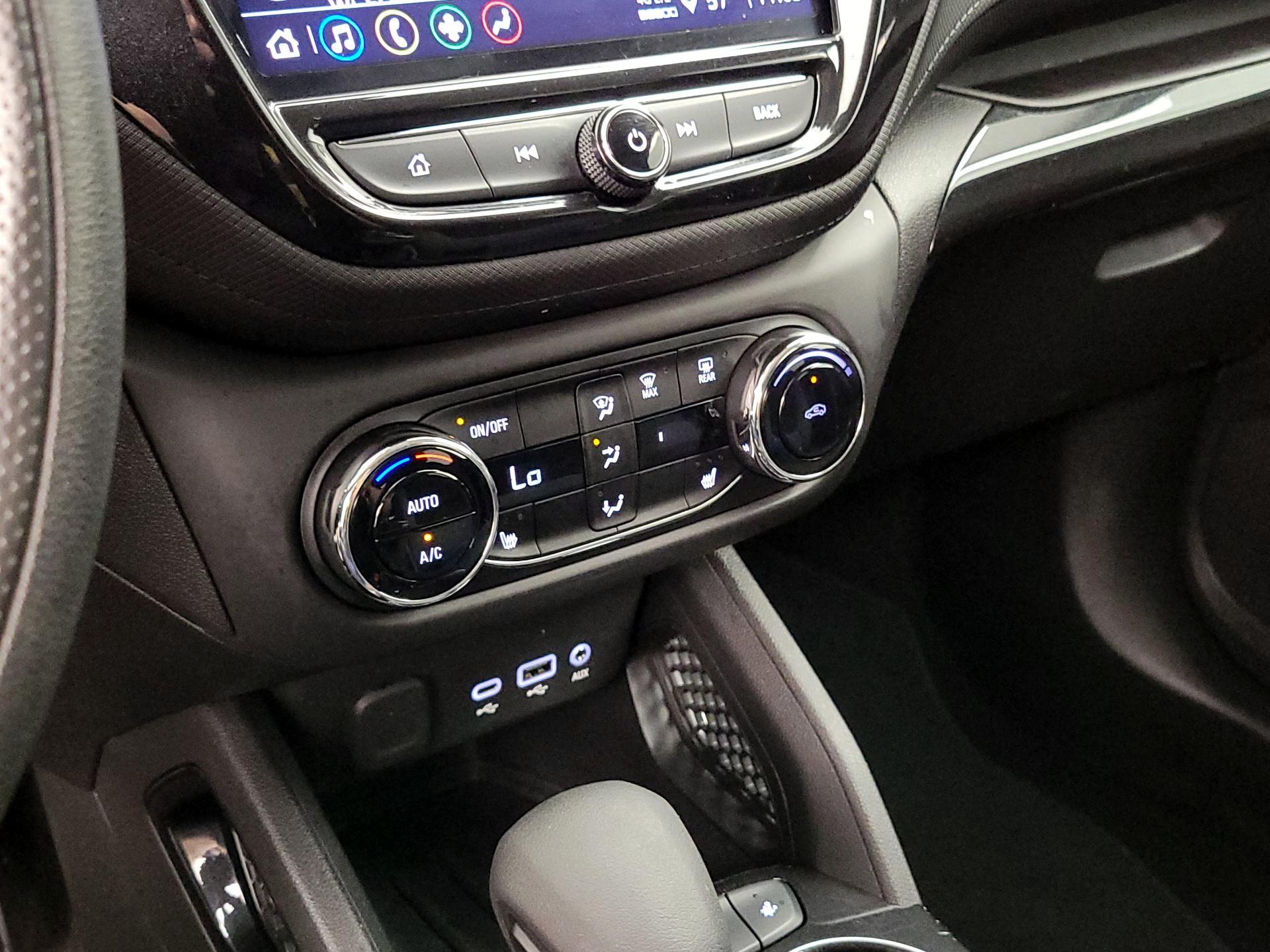 Thumbnail: 2023 Chevrolet TrailBlazer - 16