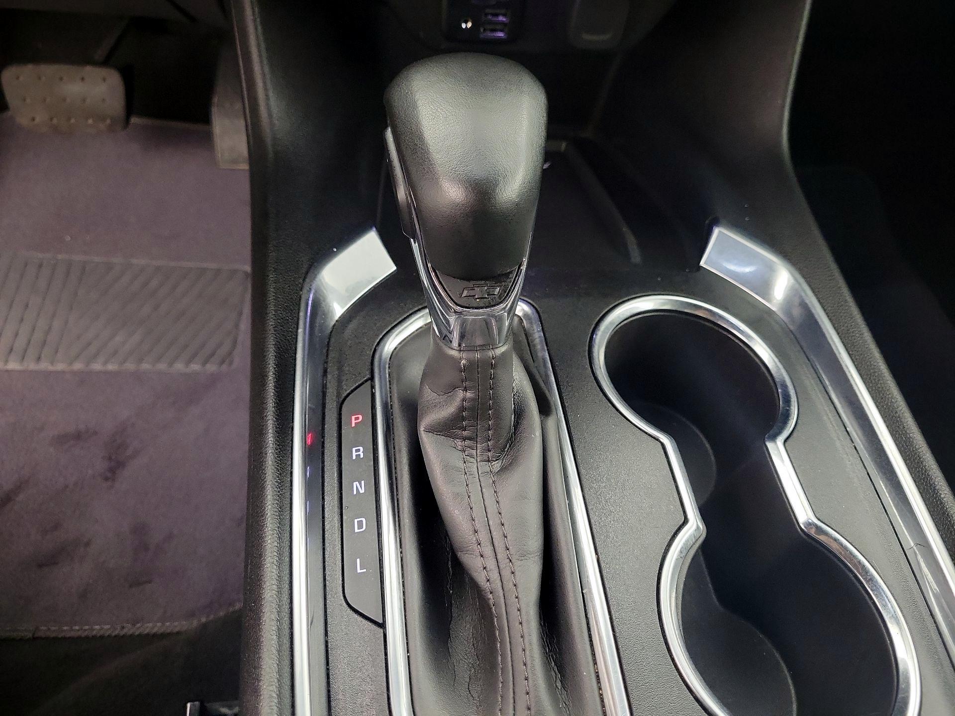 Thumbnail: 2023 Chevrolet Traverse - 17