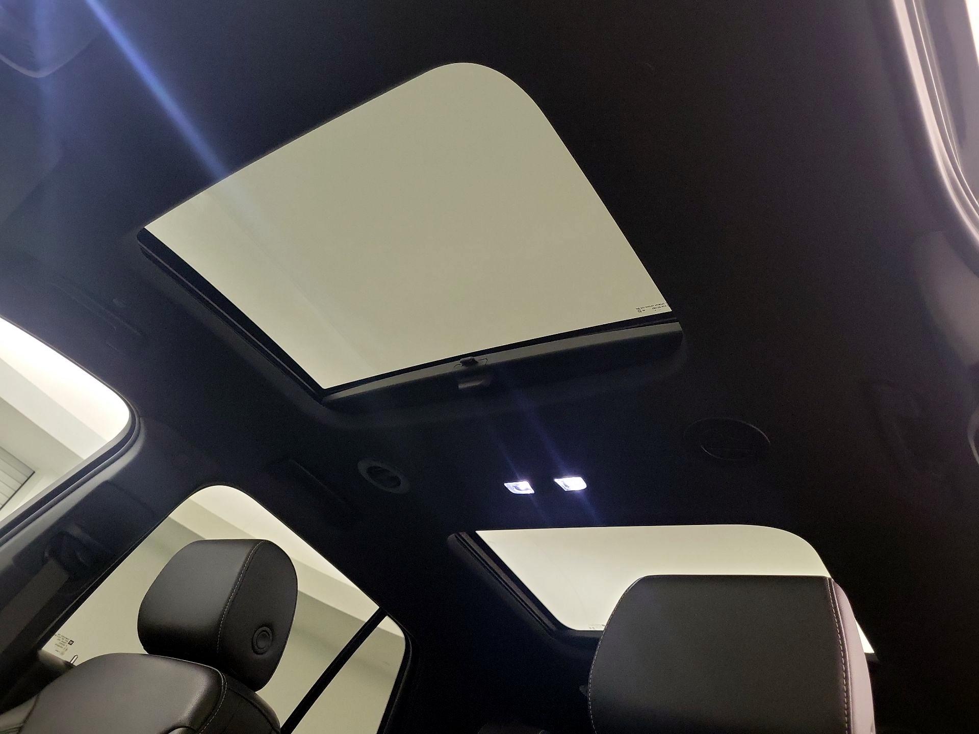 Thumbnail: 2023 Chevrolet Traverse - 19