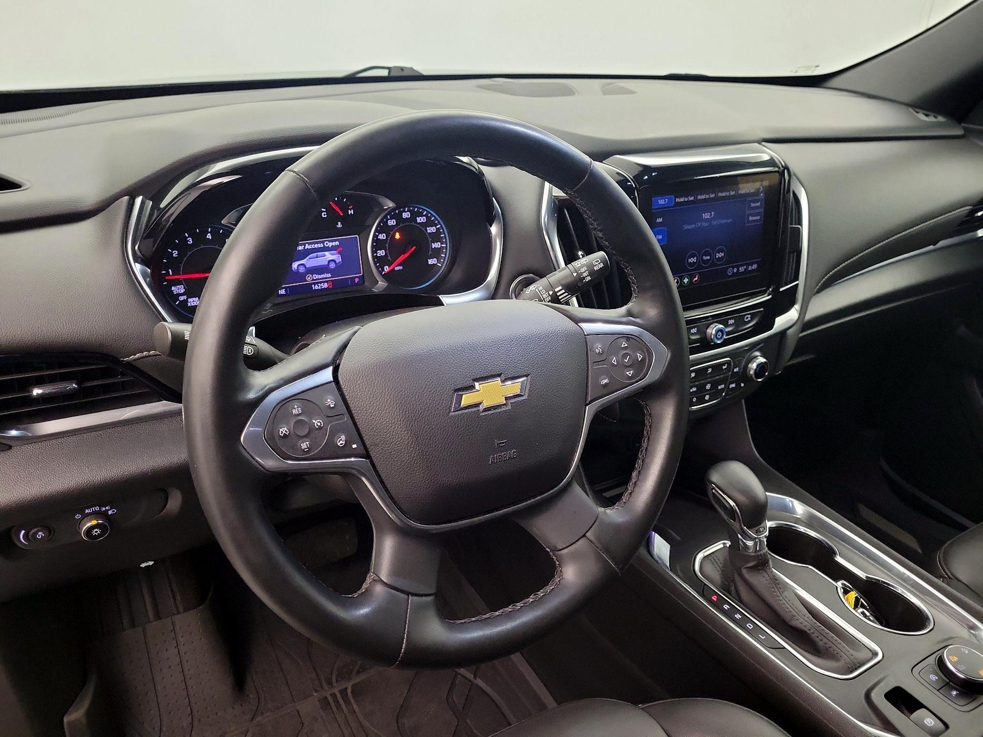 Thumbnail: 2023 Chevrolet Traverse - 9