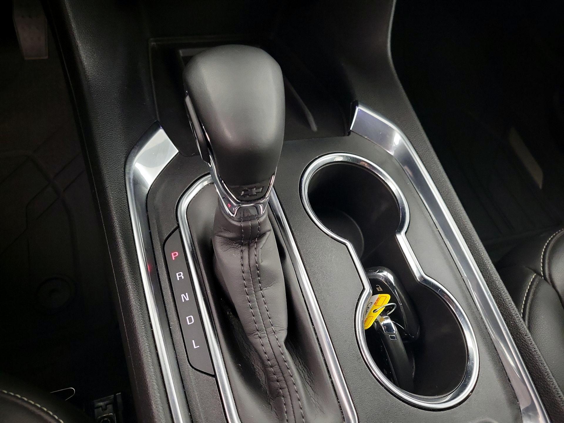 Thumbnail: 2023 Chevrolet Traverse - 16