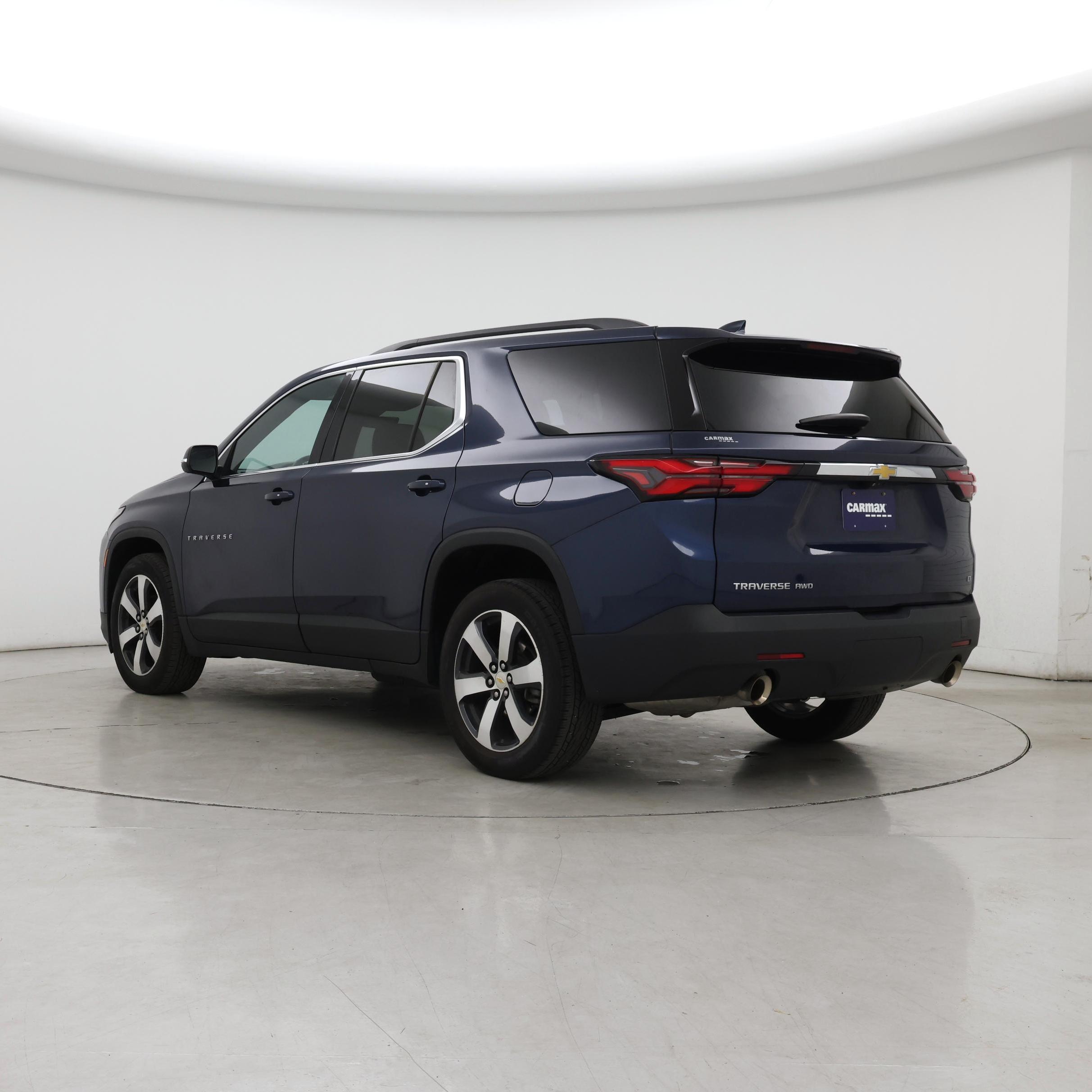Thumbnail: 2023 Chevrolet Traverse - 2