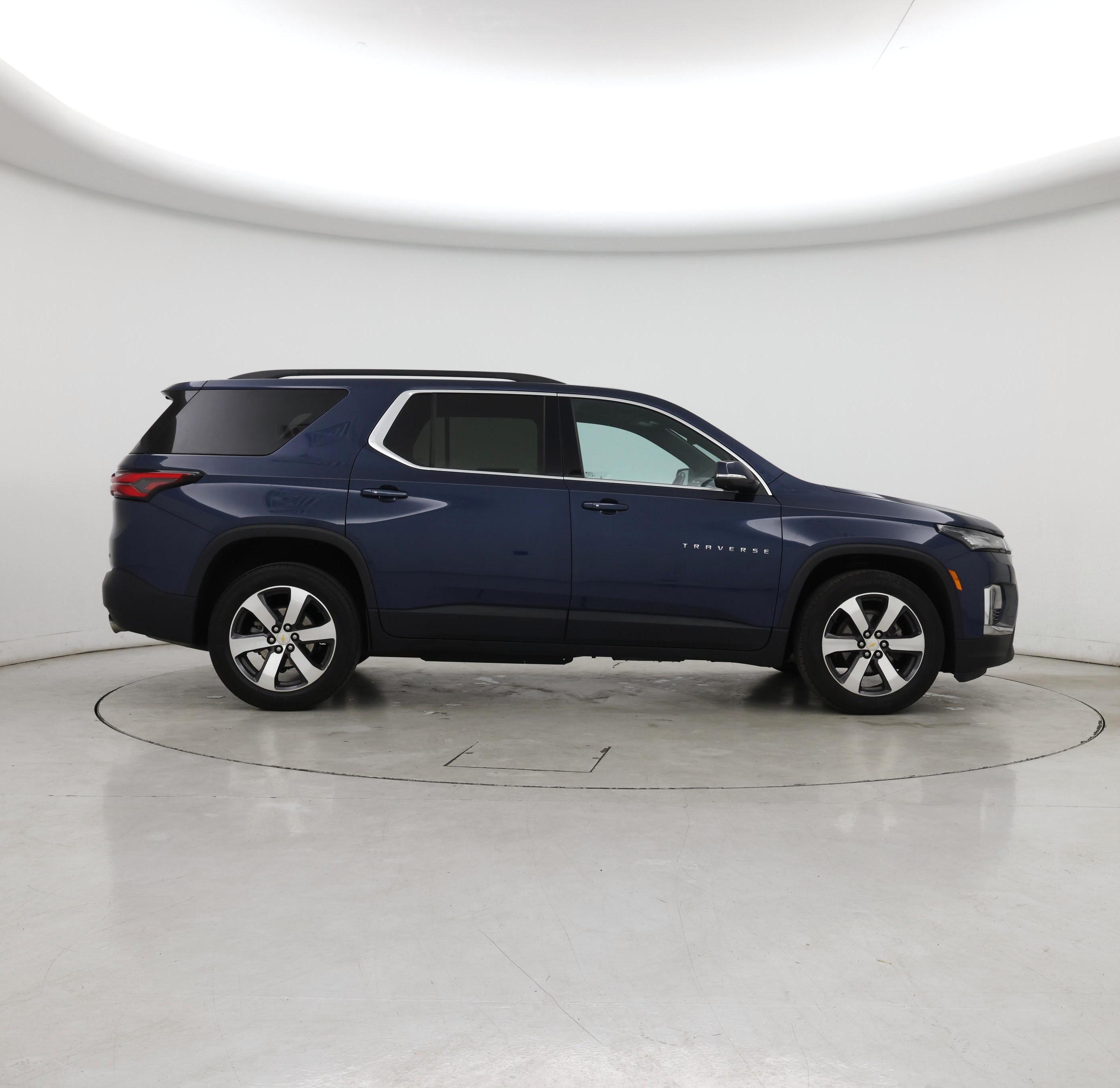 Thumbnail: 2023 Chevrolet Traverse - 7