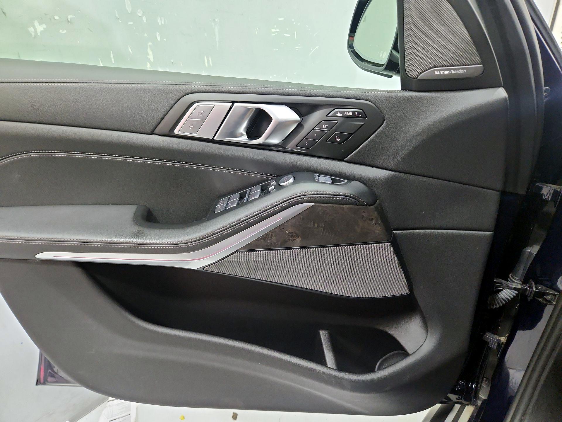 Thumbnail: 2021 BMW X7 - 12