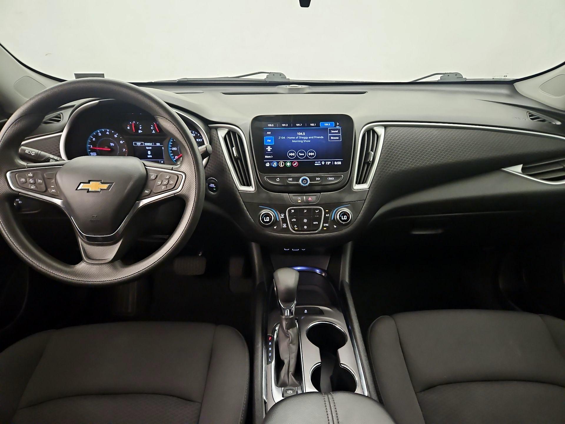 Thumbnail: 2023 Chevrolet Malibu - 9