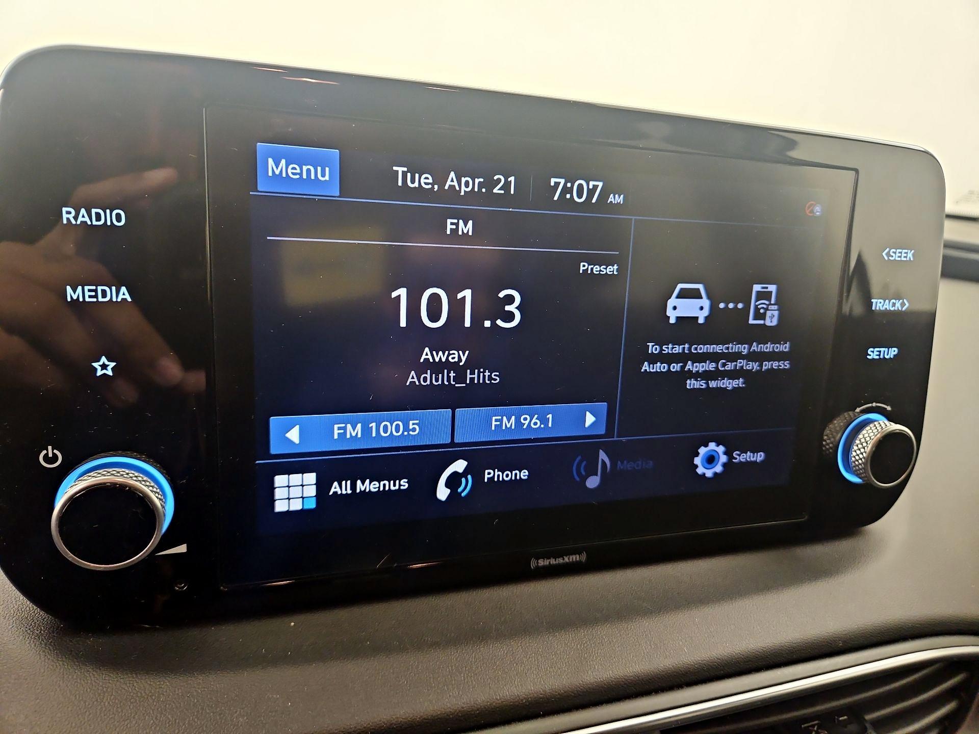 Thumbnail: 2022 Hyundai Santa Fe - 15