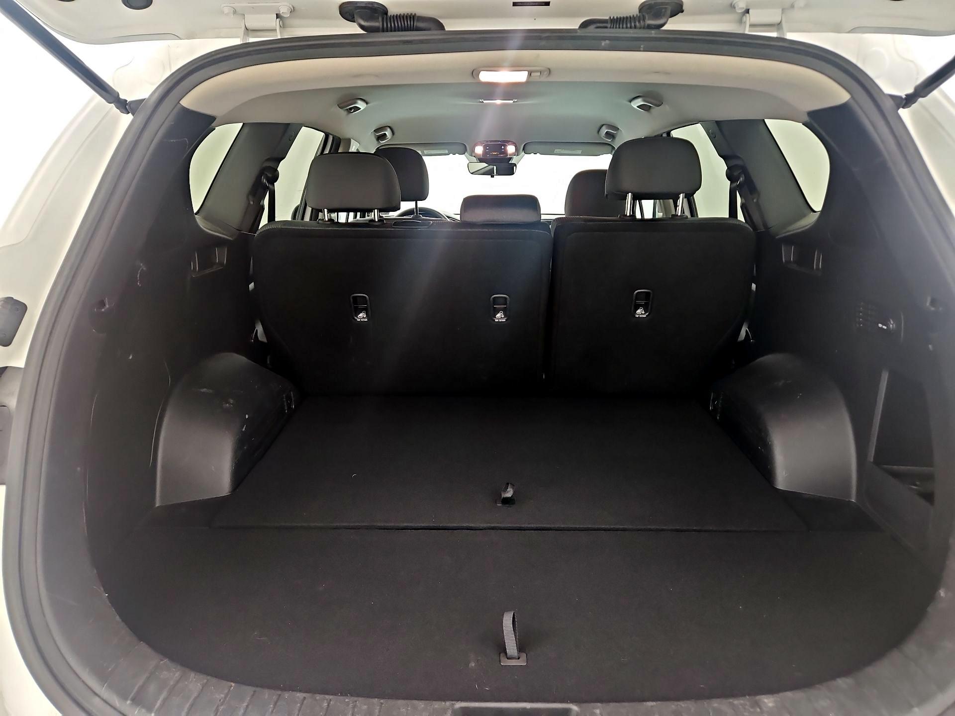 Thumbnail: 2022 Hyundai Santa Fe - 20