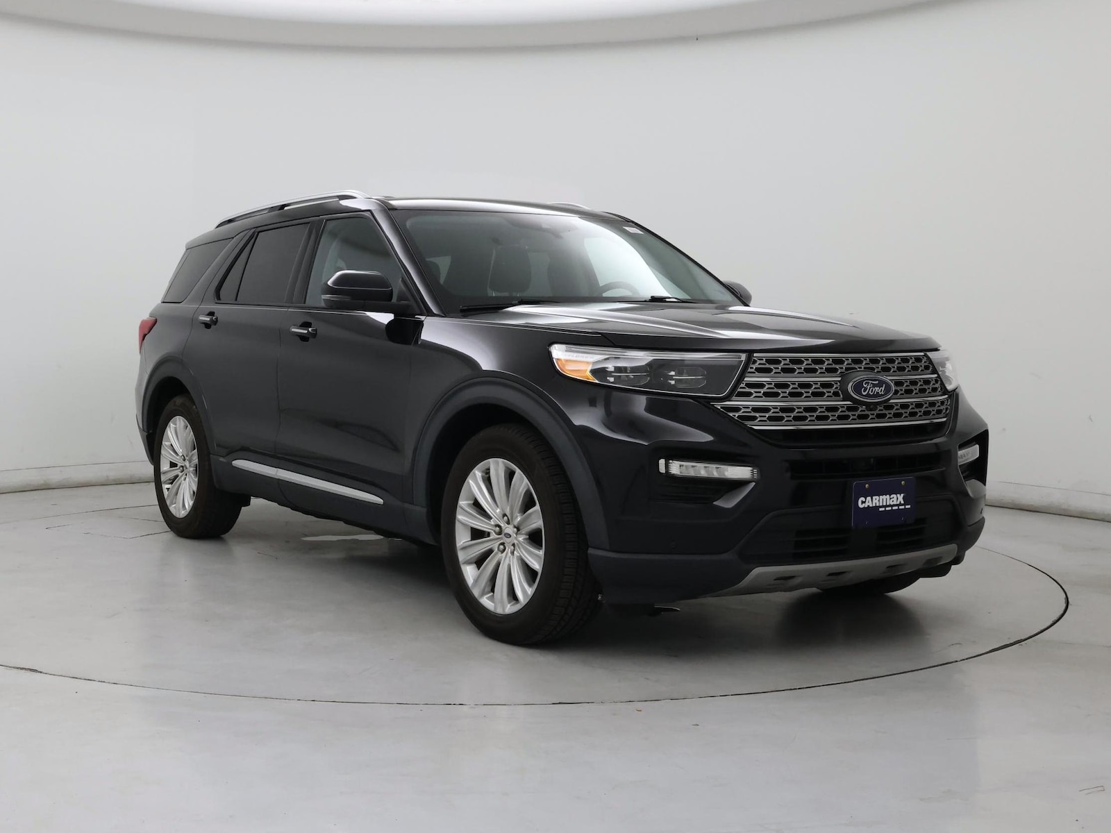 2021 Ford Explorer Limited - Photo 2