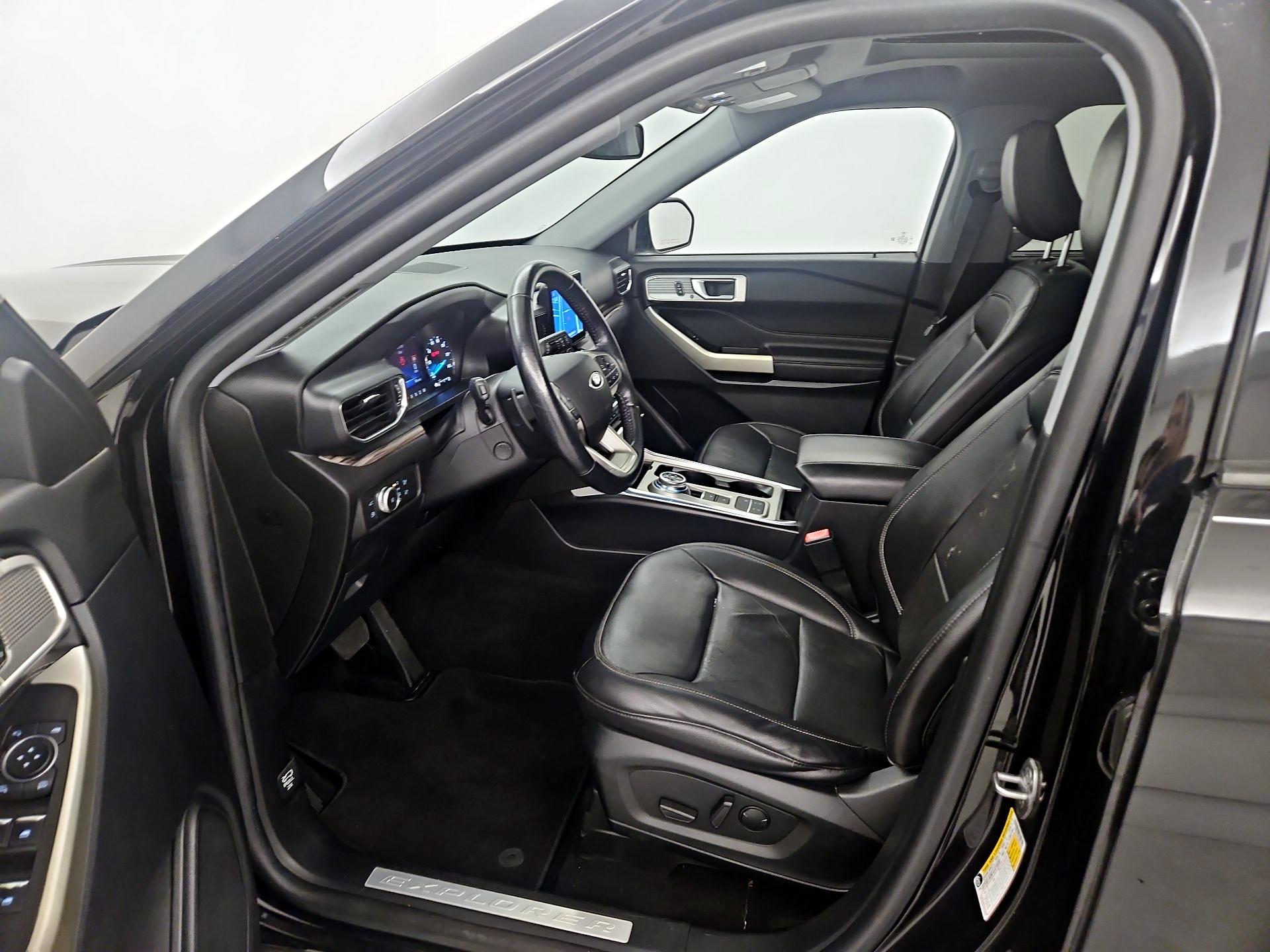 Thumbnail: 2021 Ford Explorer - 11