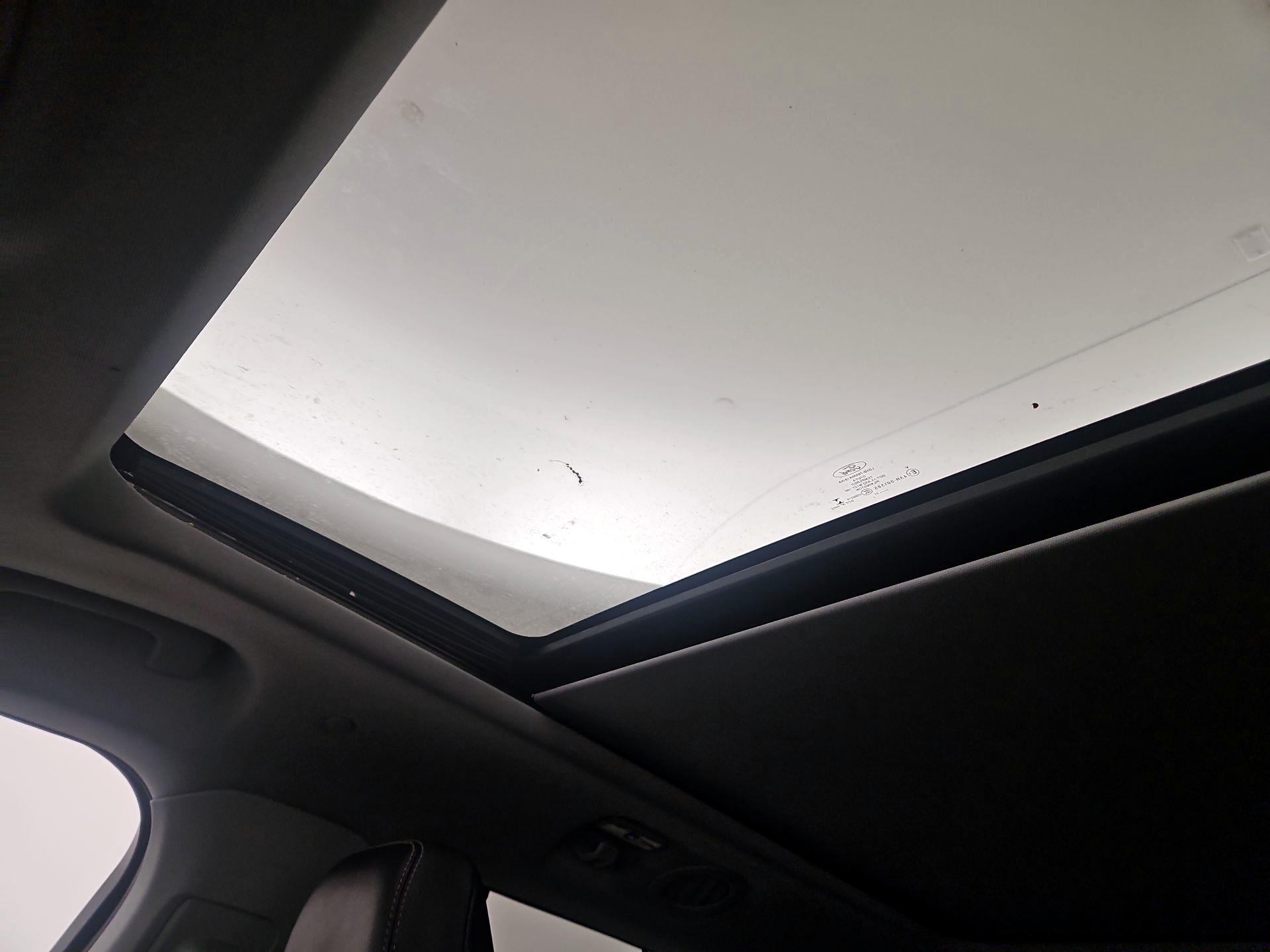 Thumbnail: 2021 Ford Explorer - 20