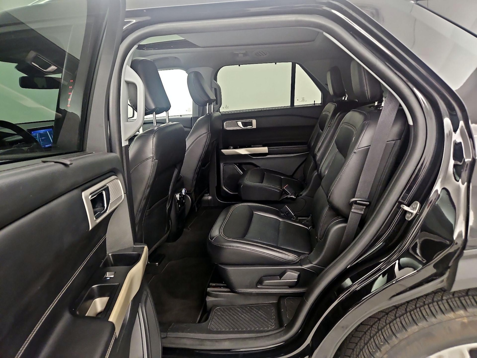 2021 Ford Explorer Limited - Photo 22